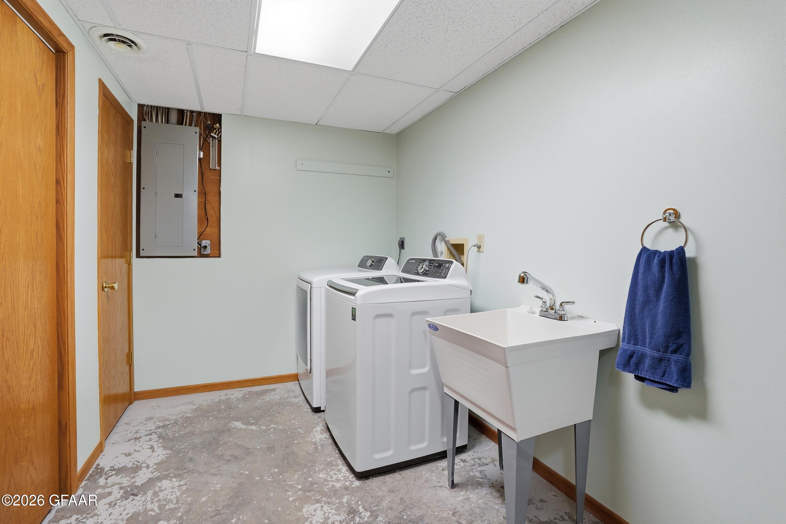property viewer photo 20