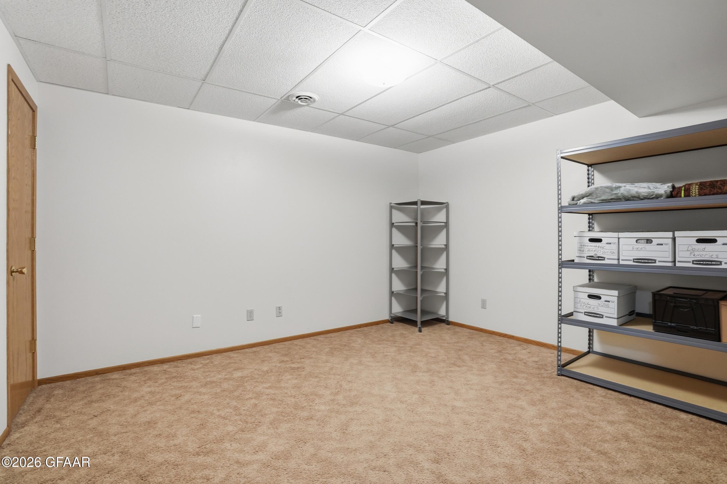 property viewer photo 23