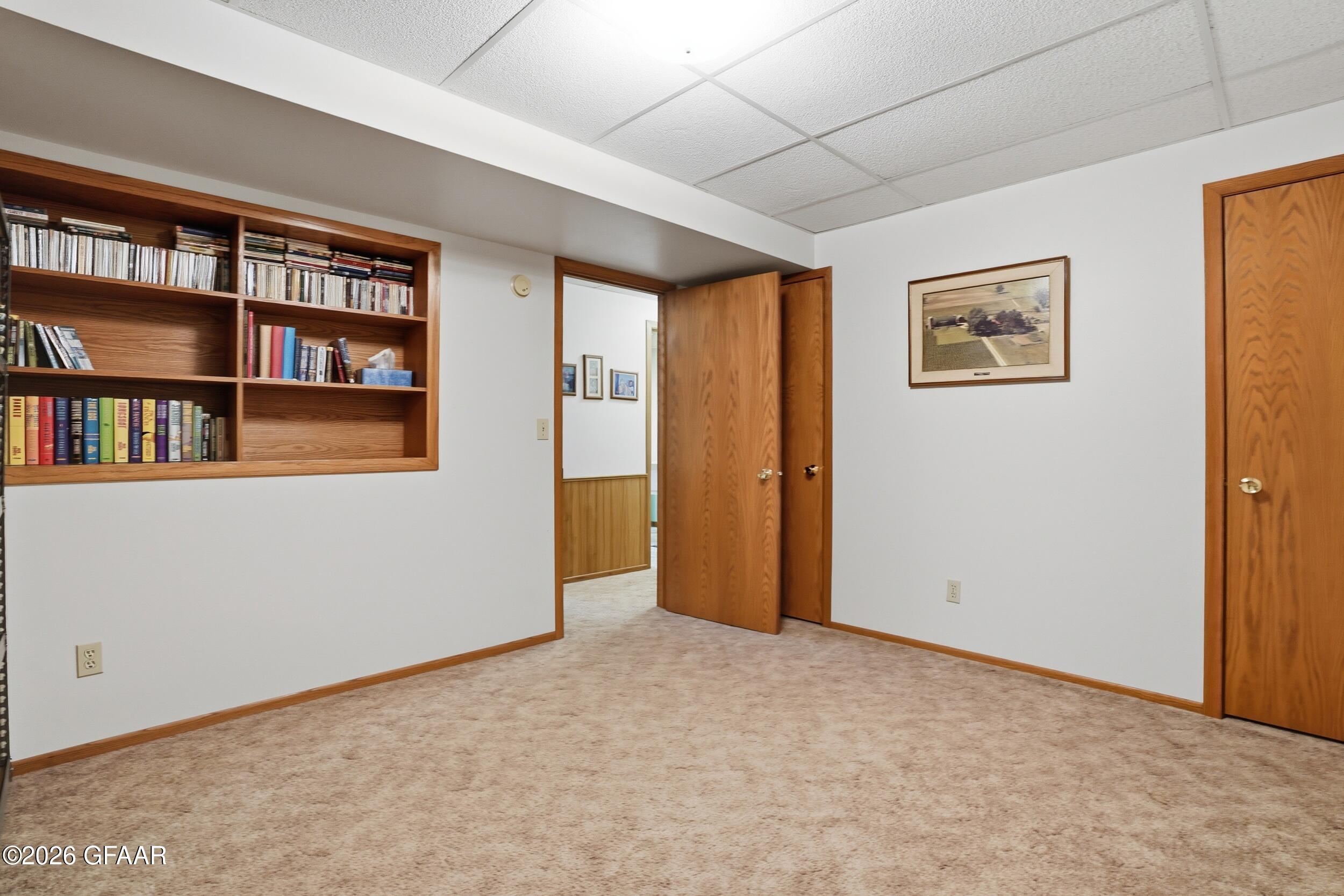 property viewer photo 24