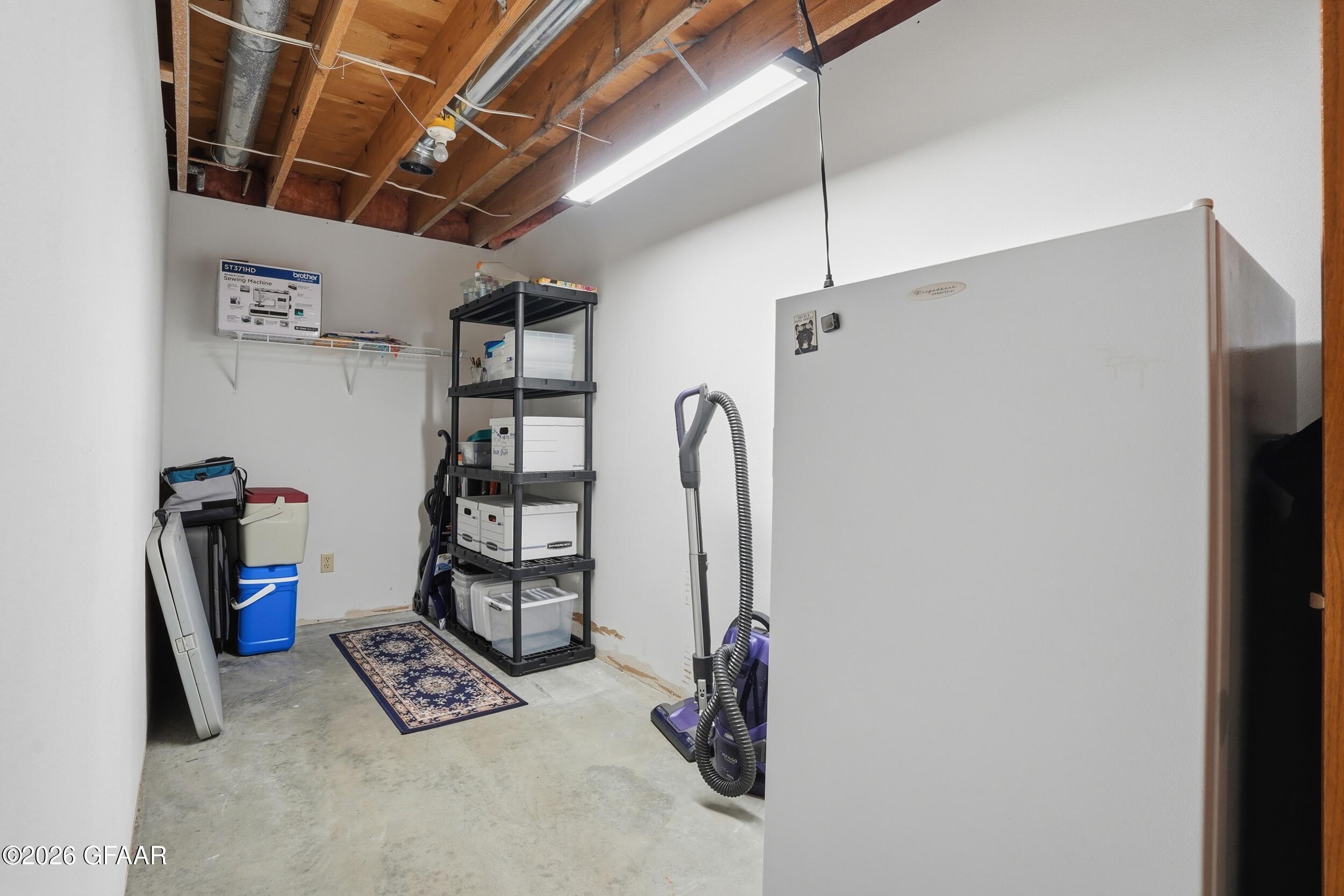 property viewer photo 25