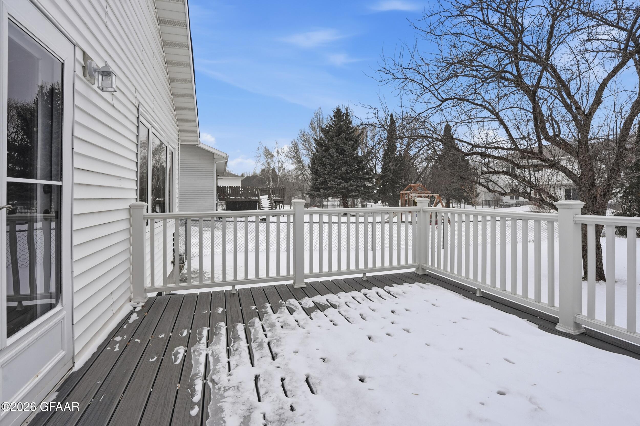 property viewer photo 30