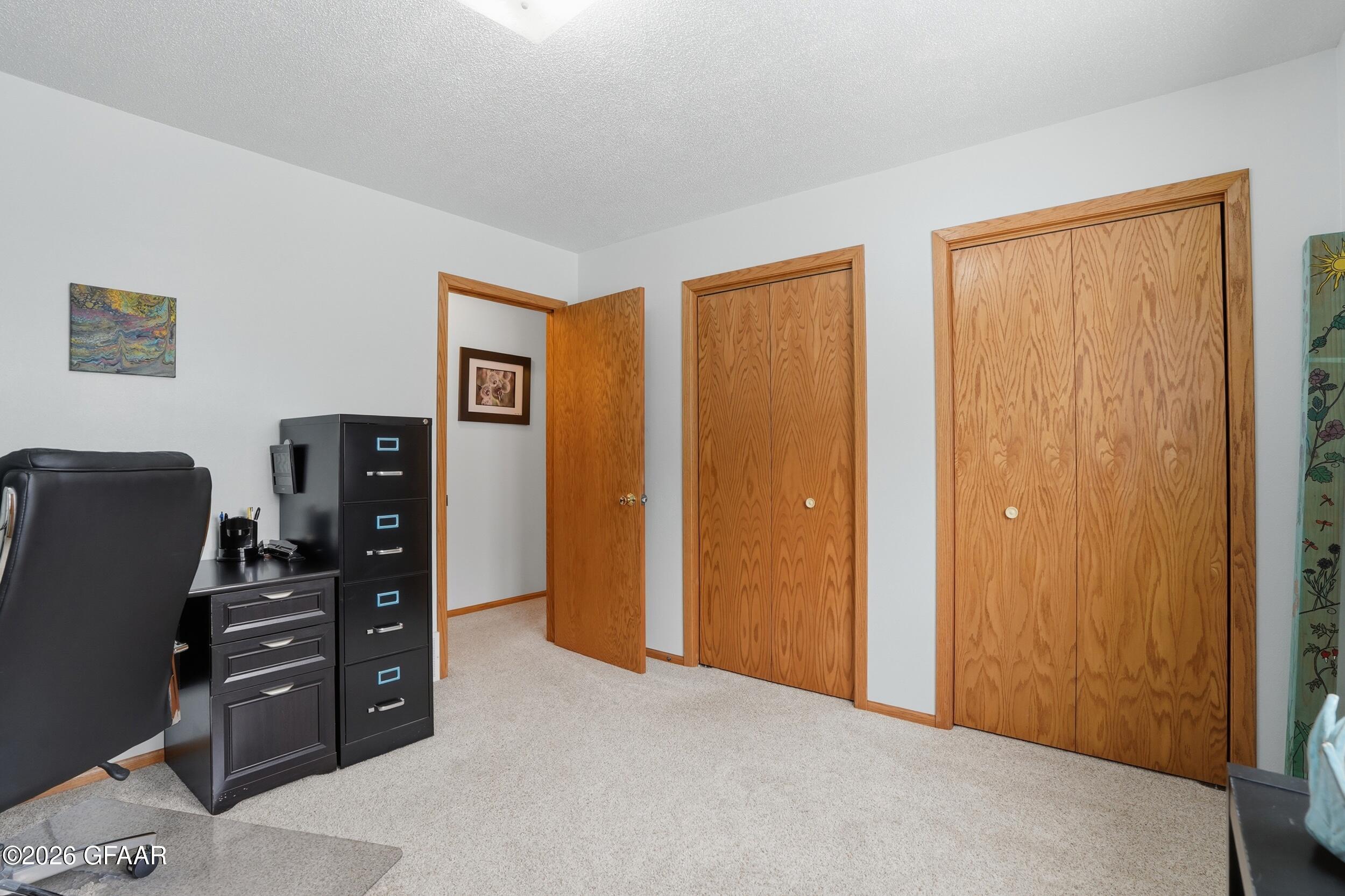 property viewer photo 8