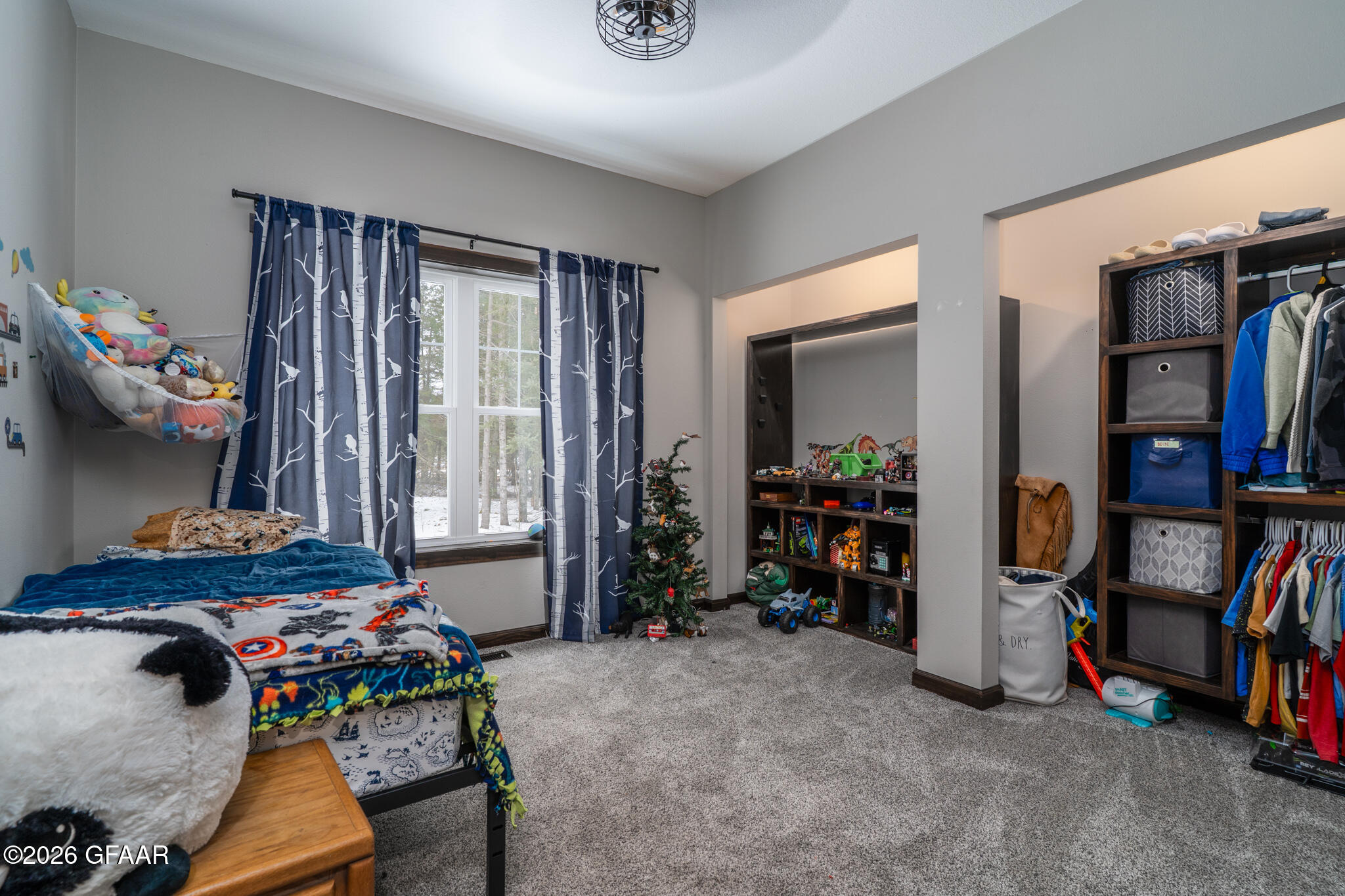 main property photo 18