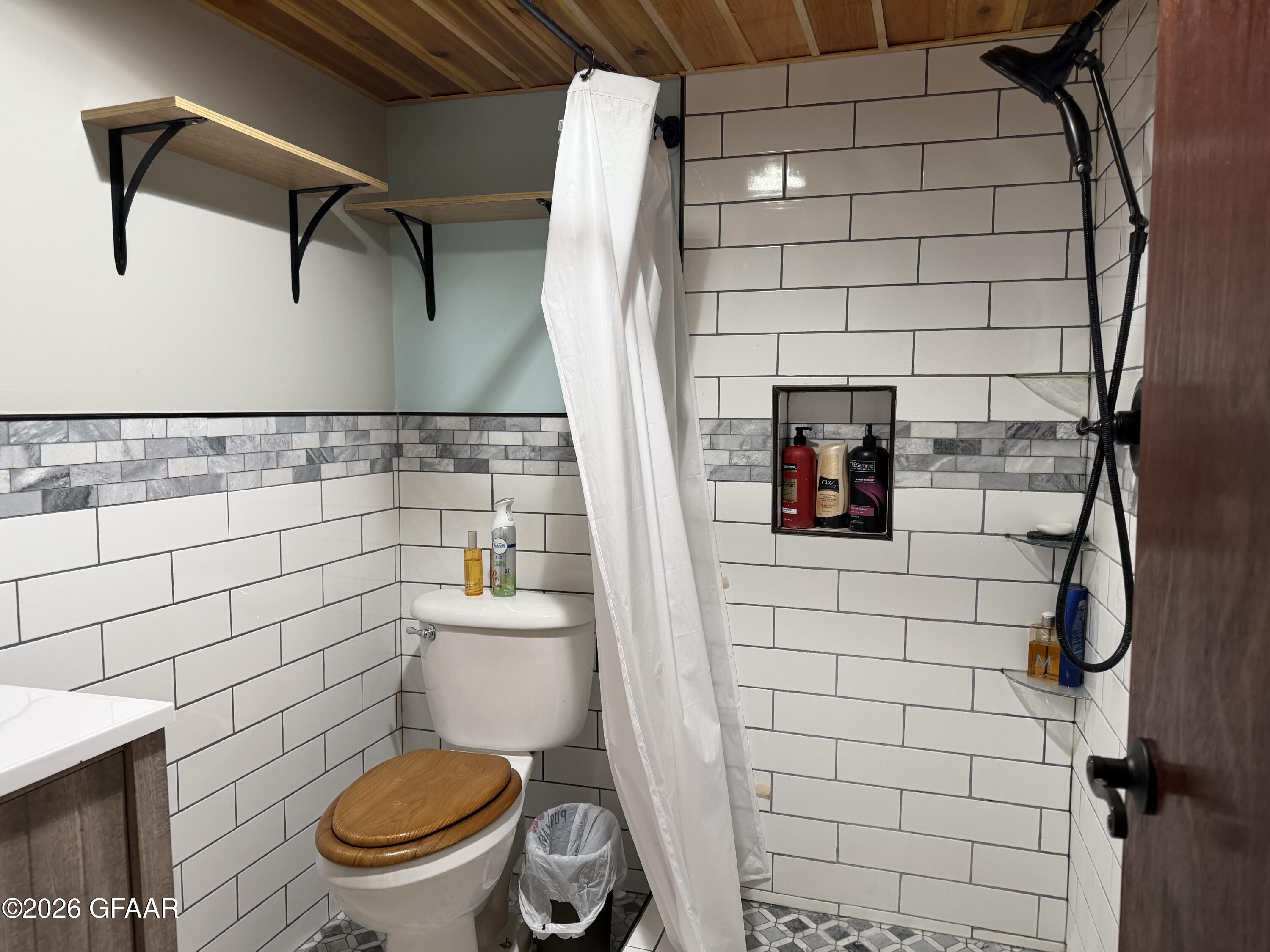 property viewer photo 13