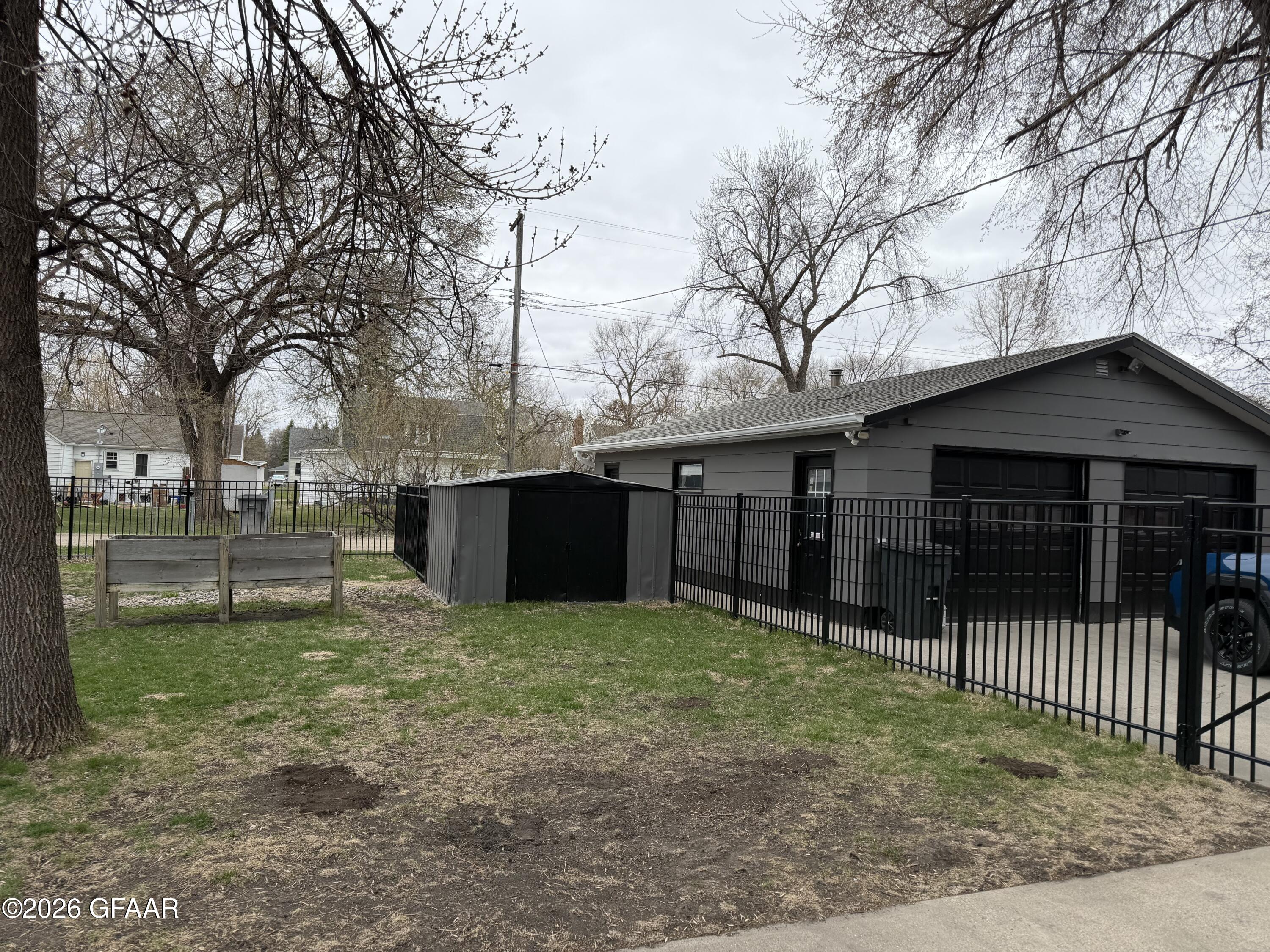 property viewer photo 21