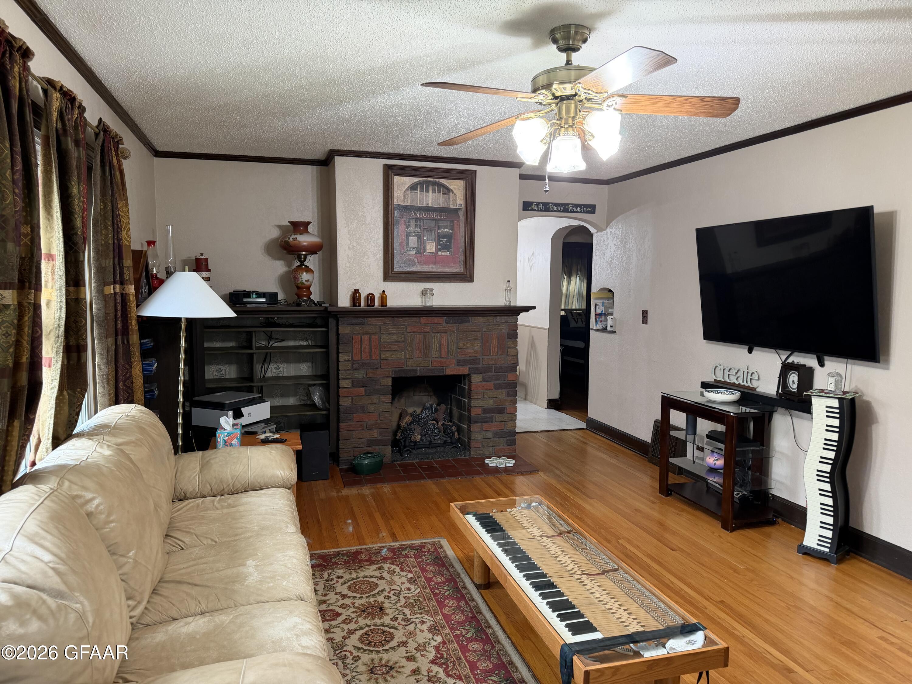 property viewer photo 3