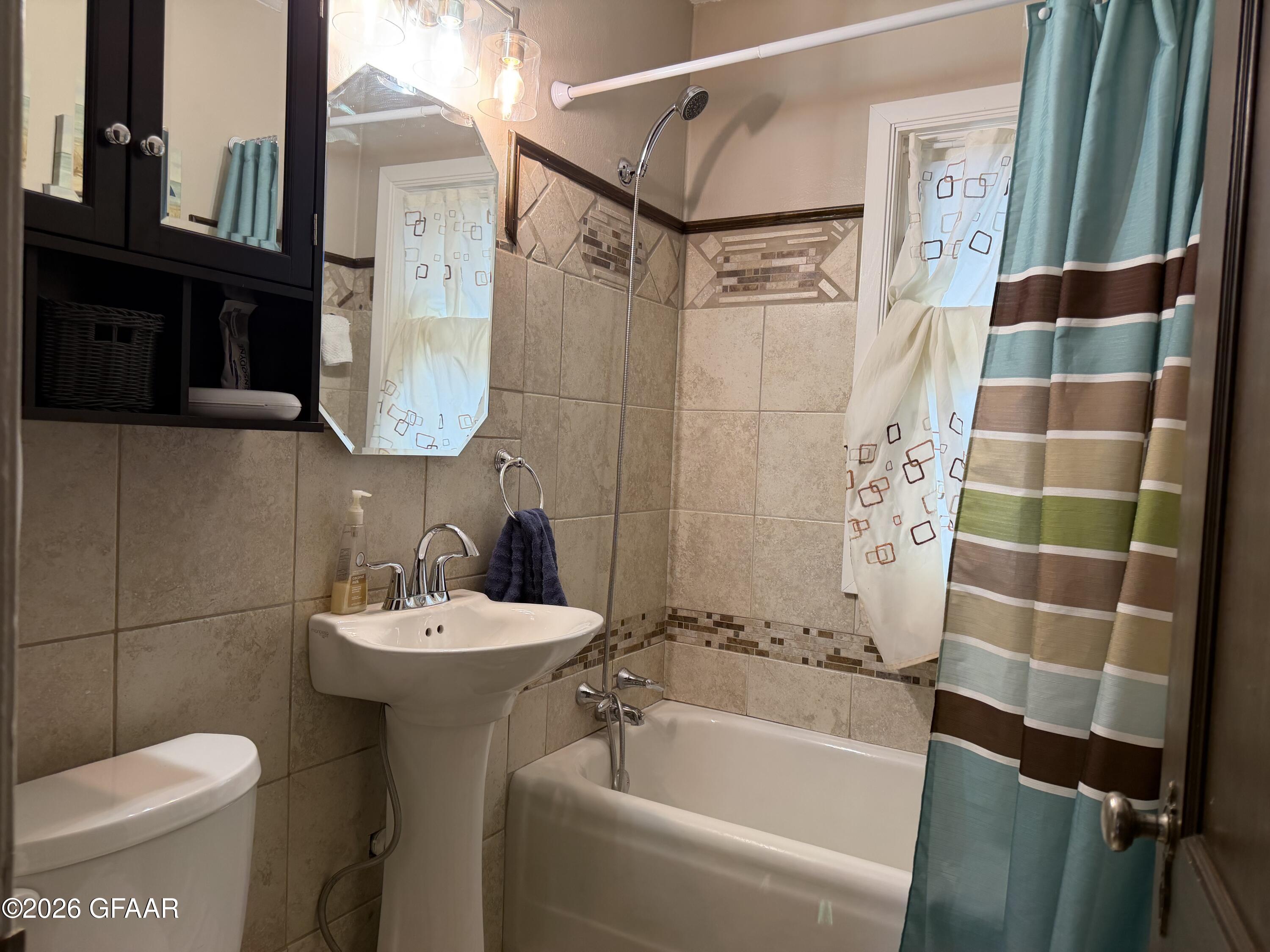 property viewer photo 6