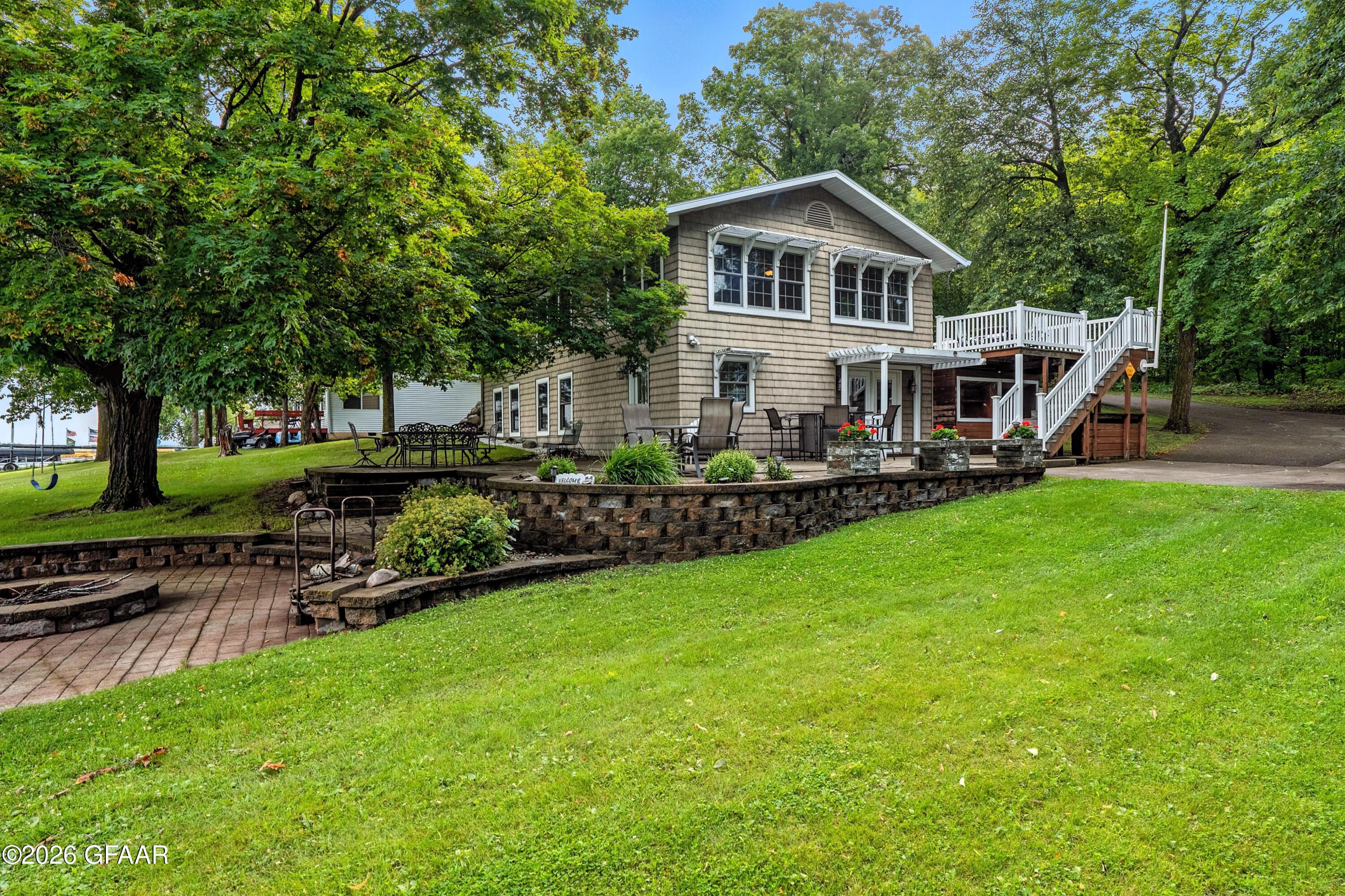 main property photo 30