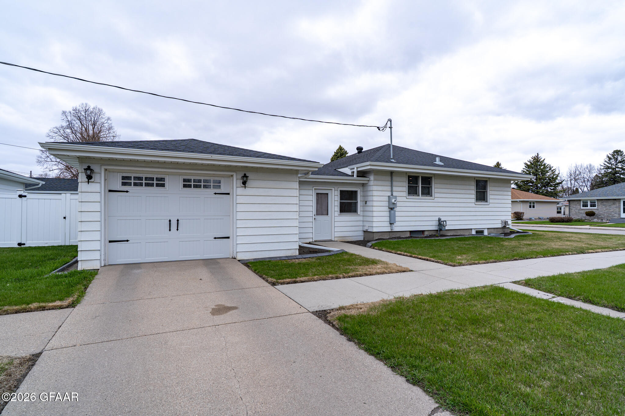 property viewer photo 1