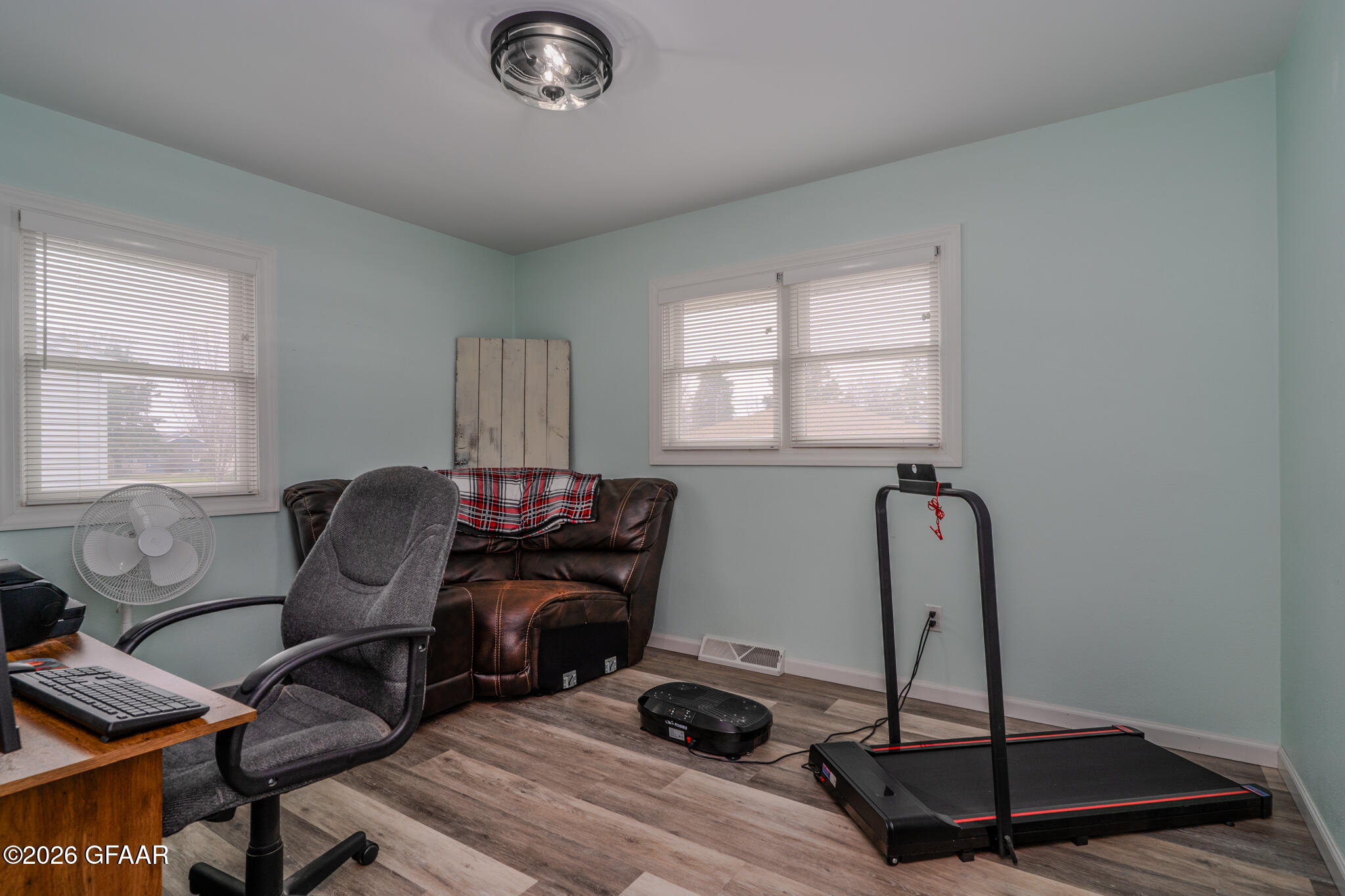 property viewer photo 12