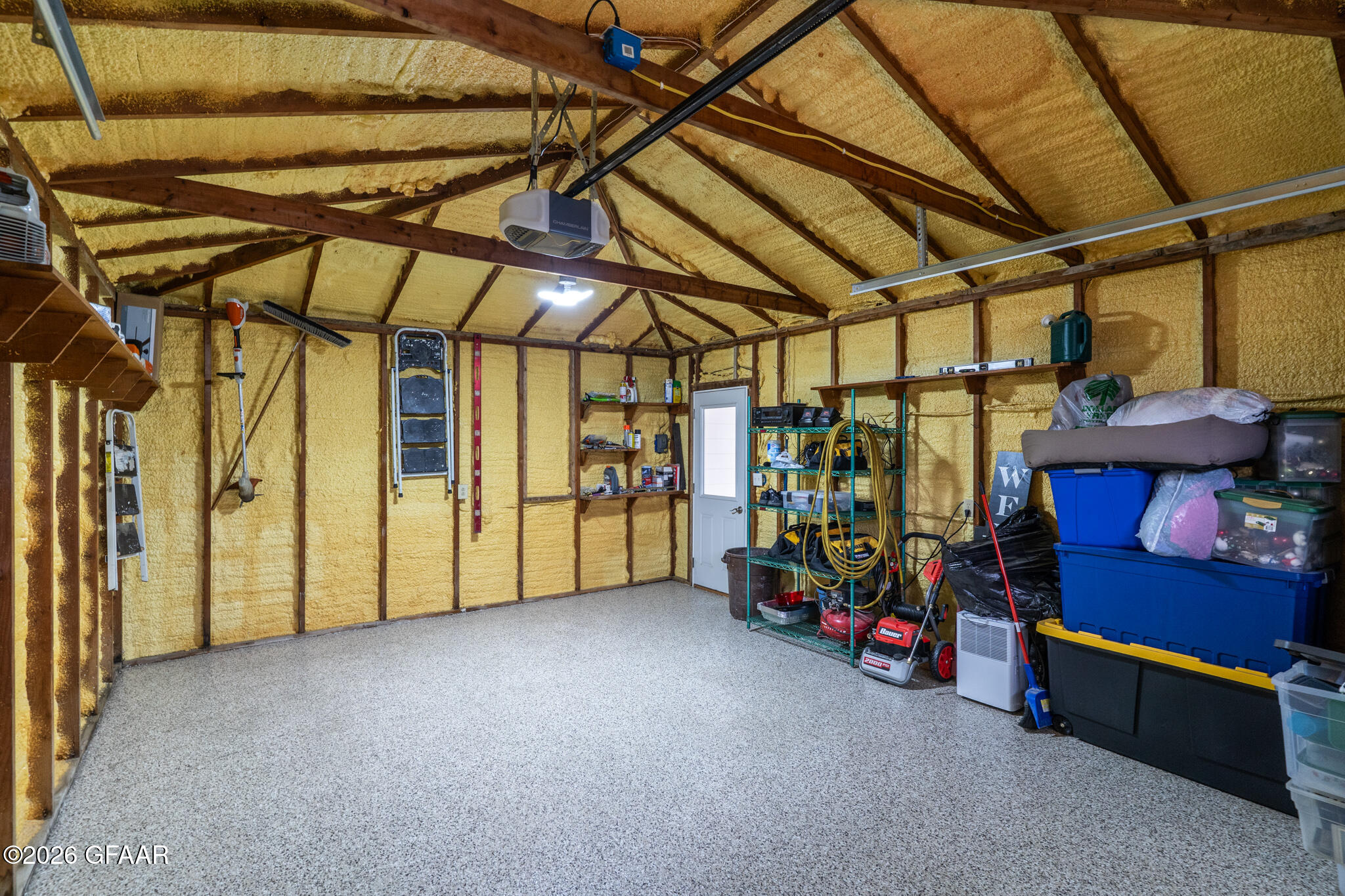 property viewer photo 25