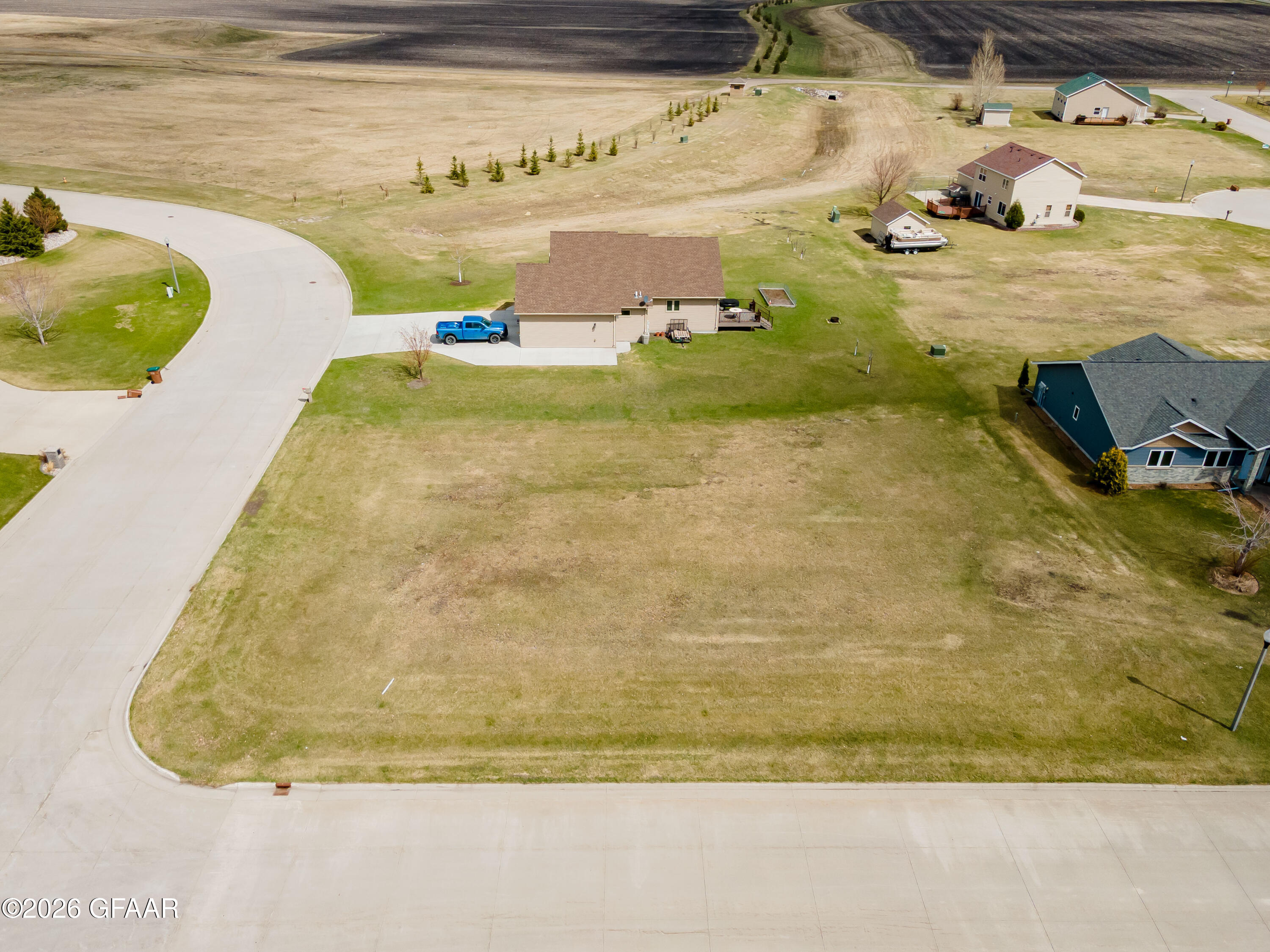 main property photo 2
