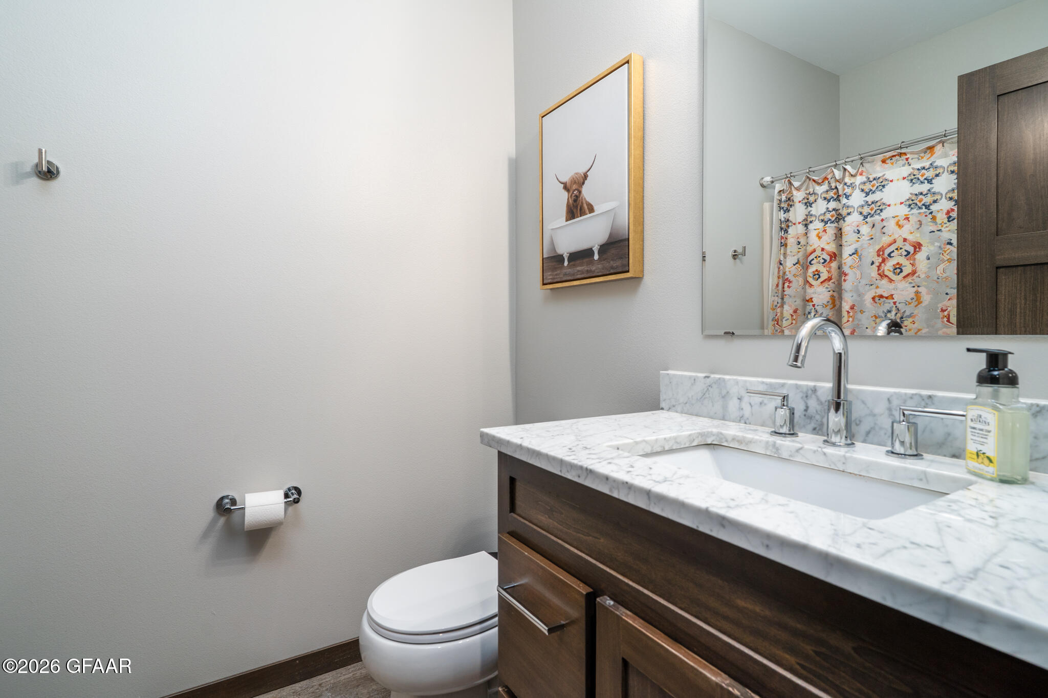 property viewer photo 15