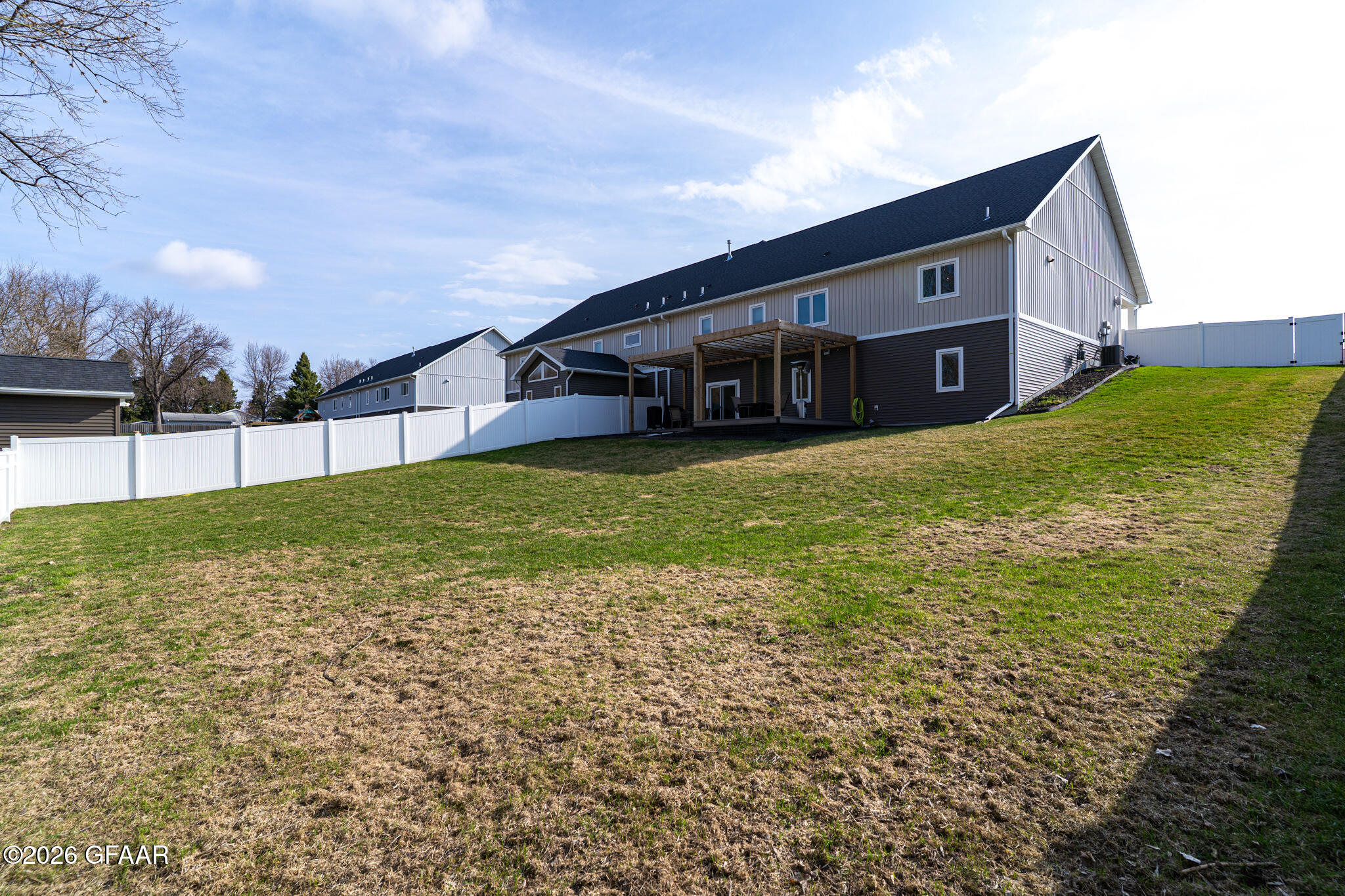 property viewer photo 28