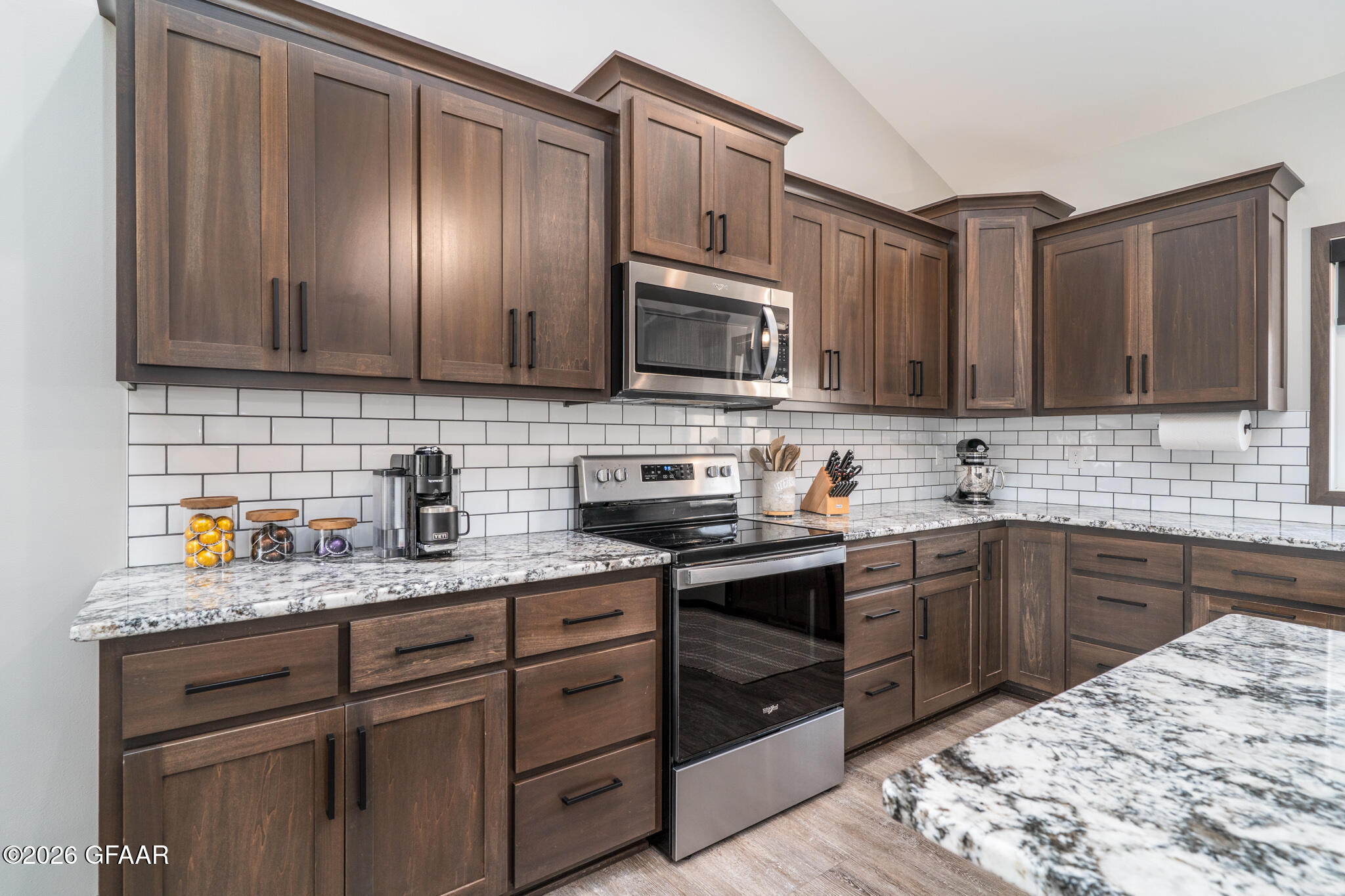 property viewer photo 6