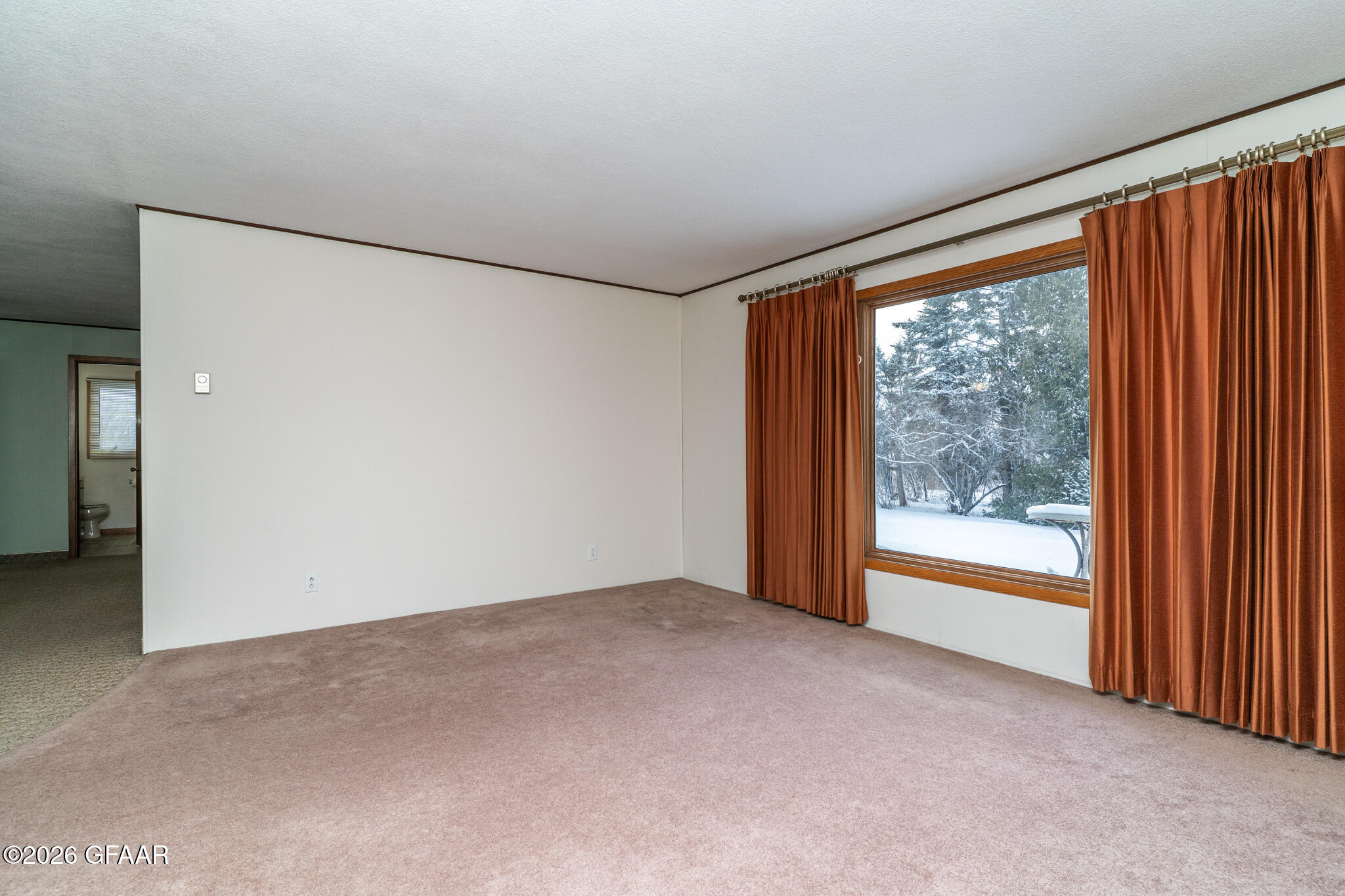 property viewer photo 11