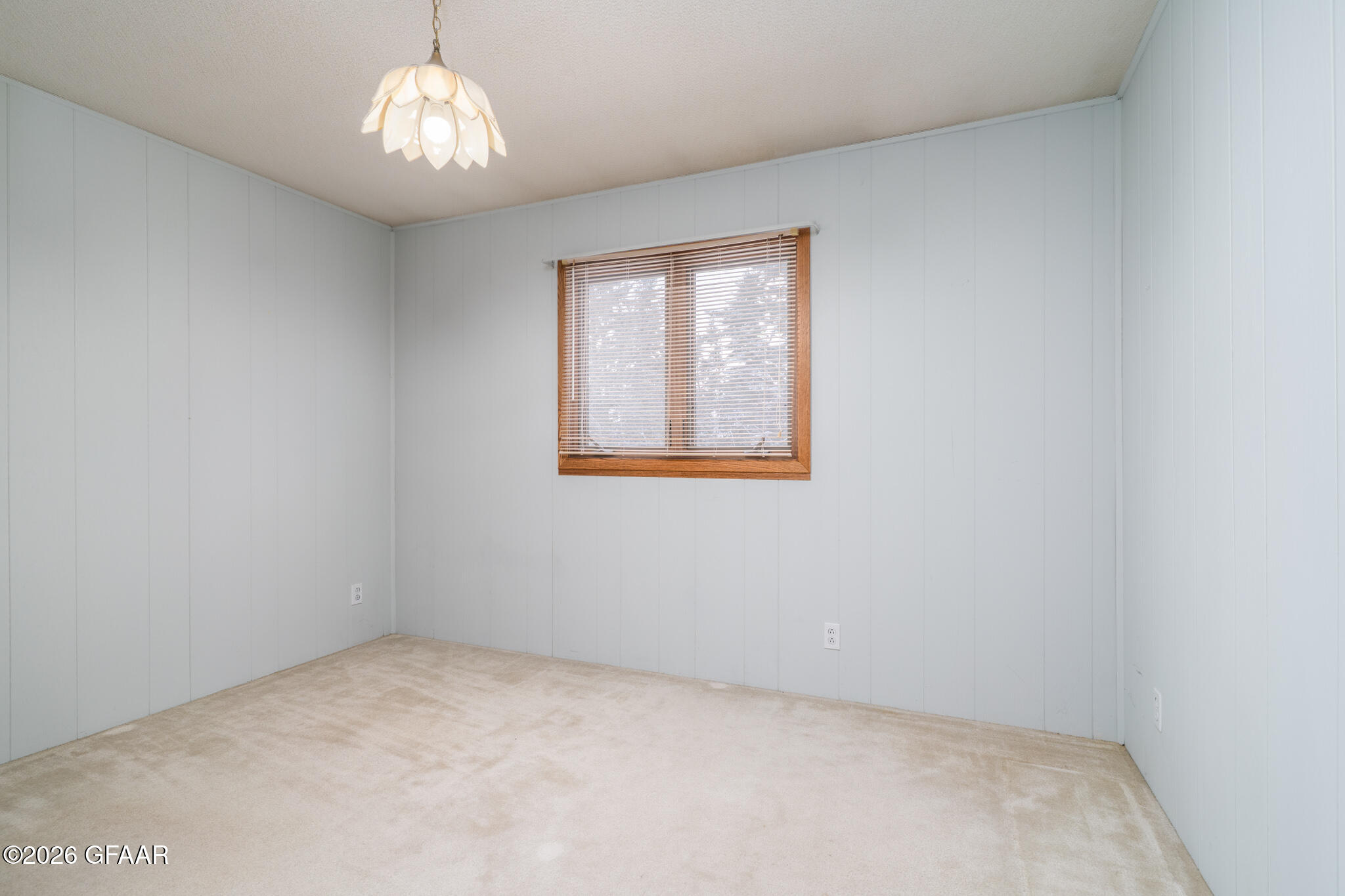 property viewer photo 15