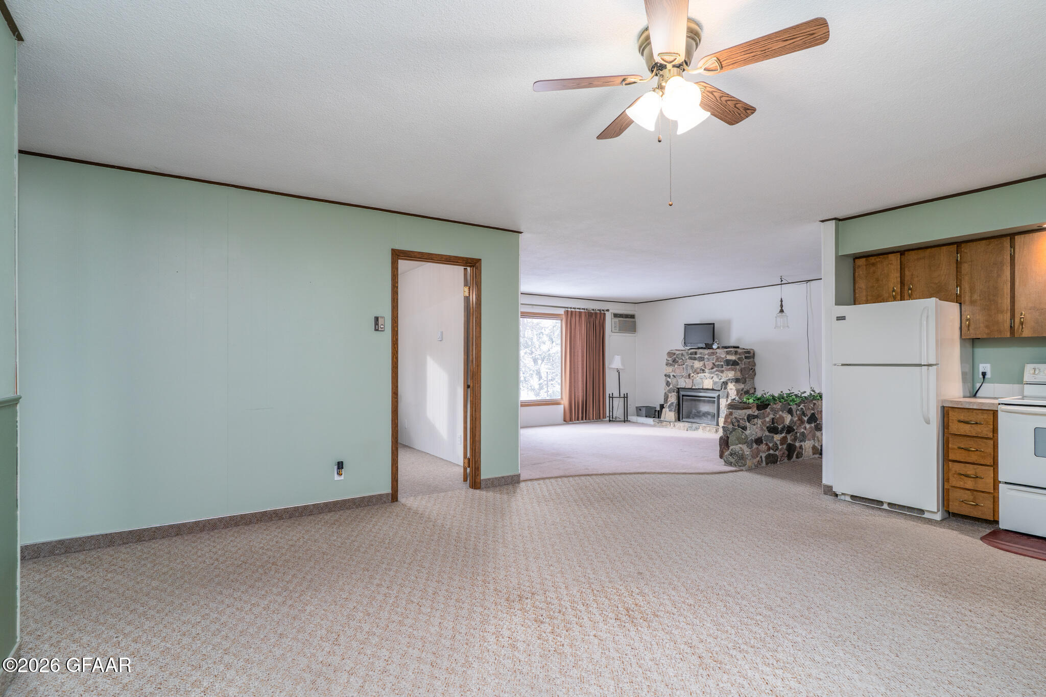 property viewer photo 5