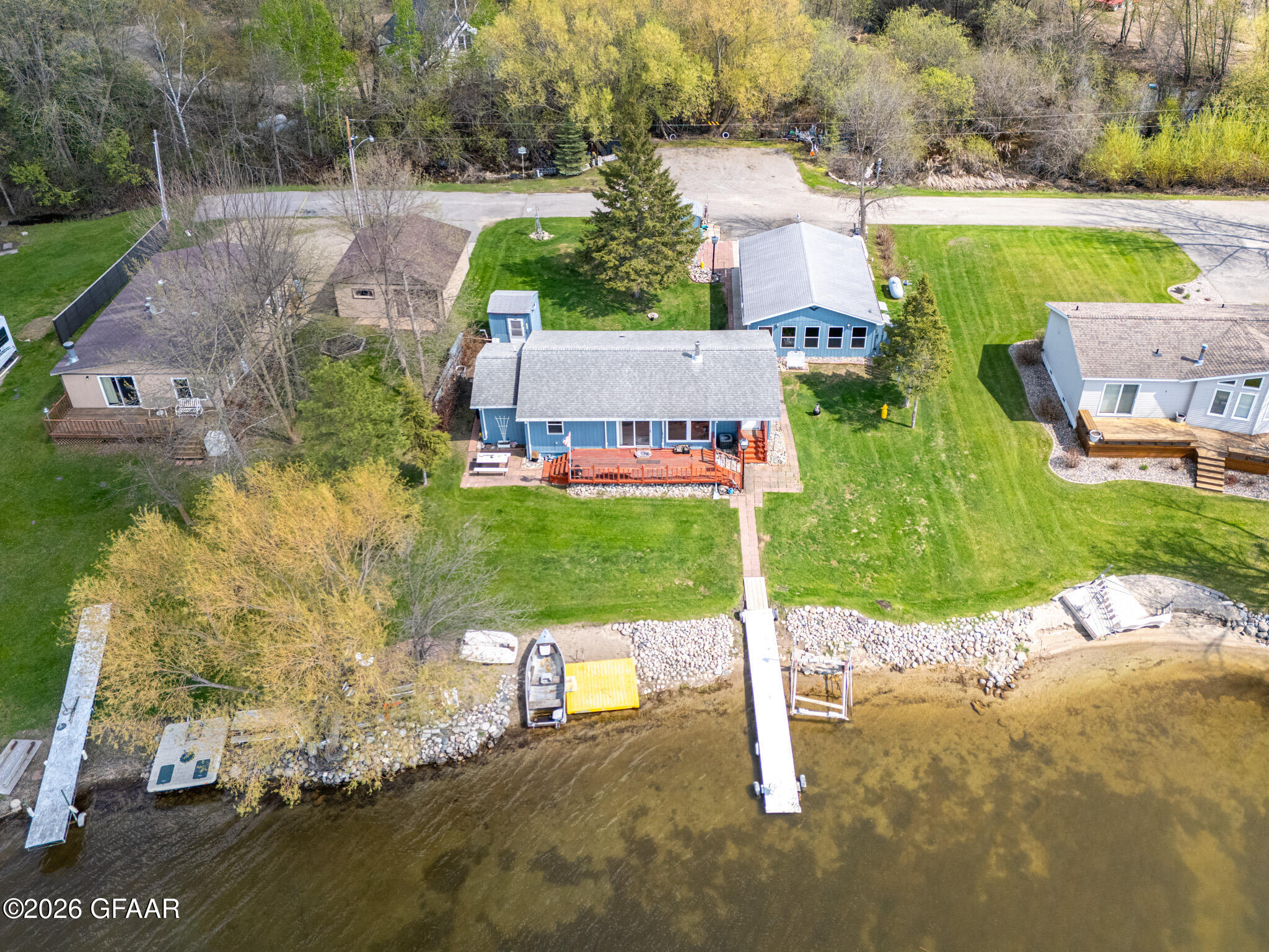 main property photo 33
