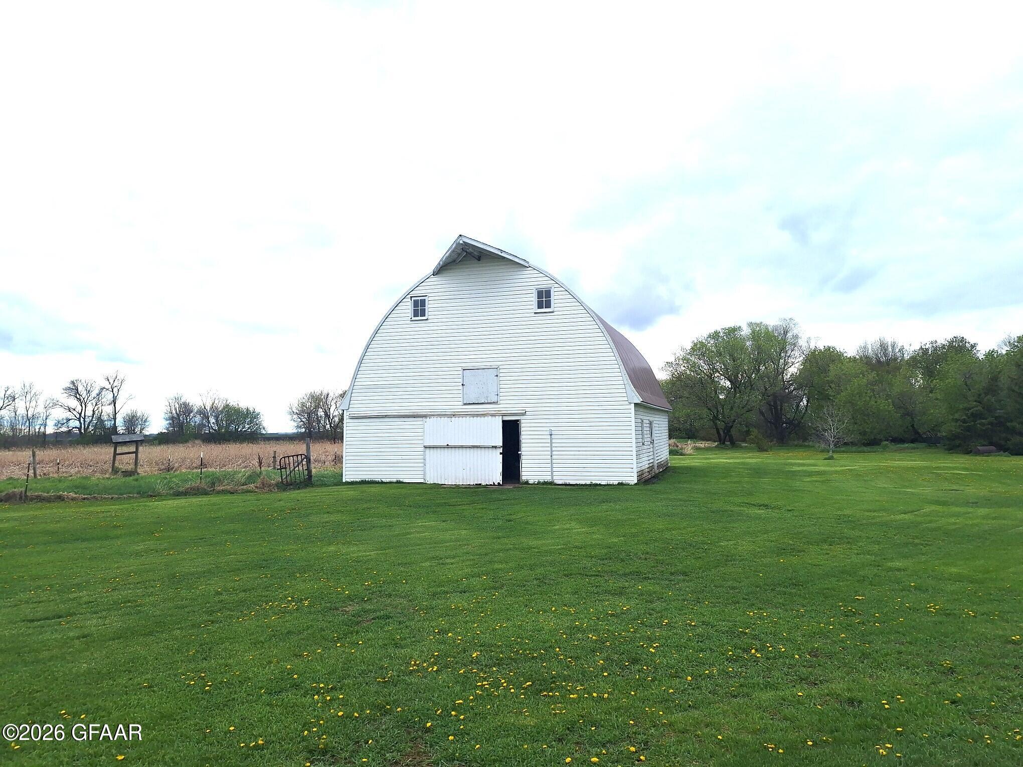property viewer photo 16