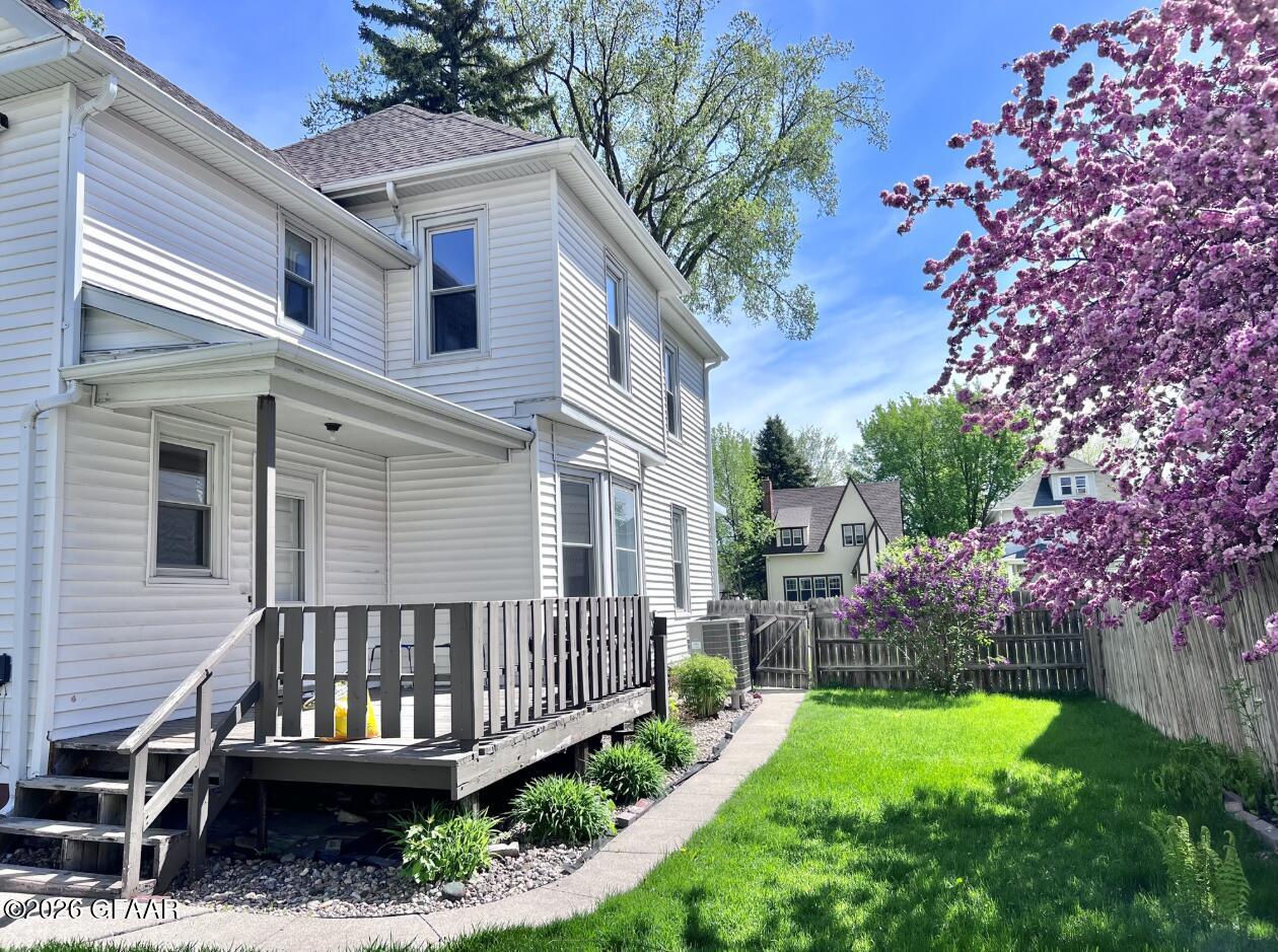 main property photo 39