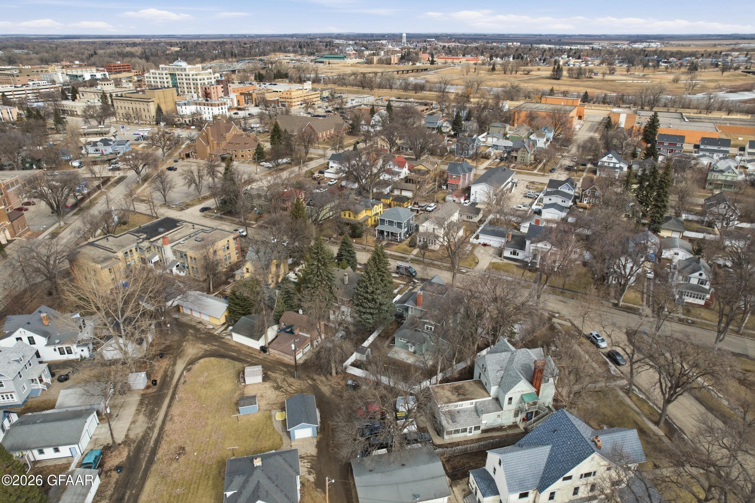 main property photo 50