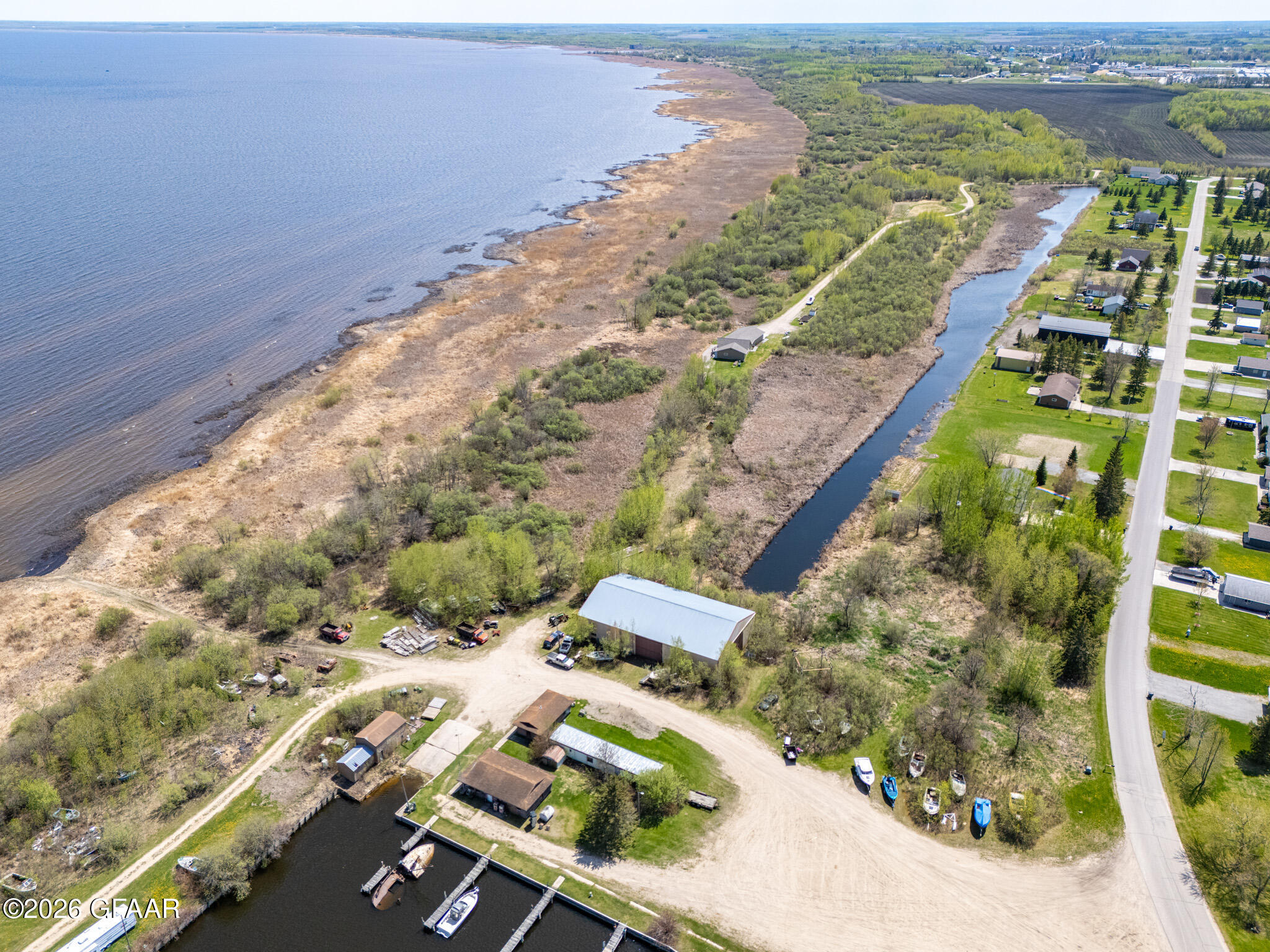 main property photo 5