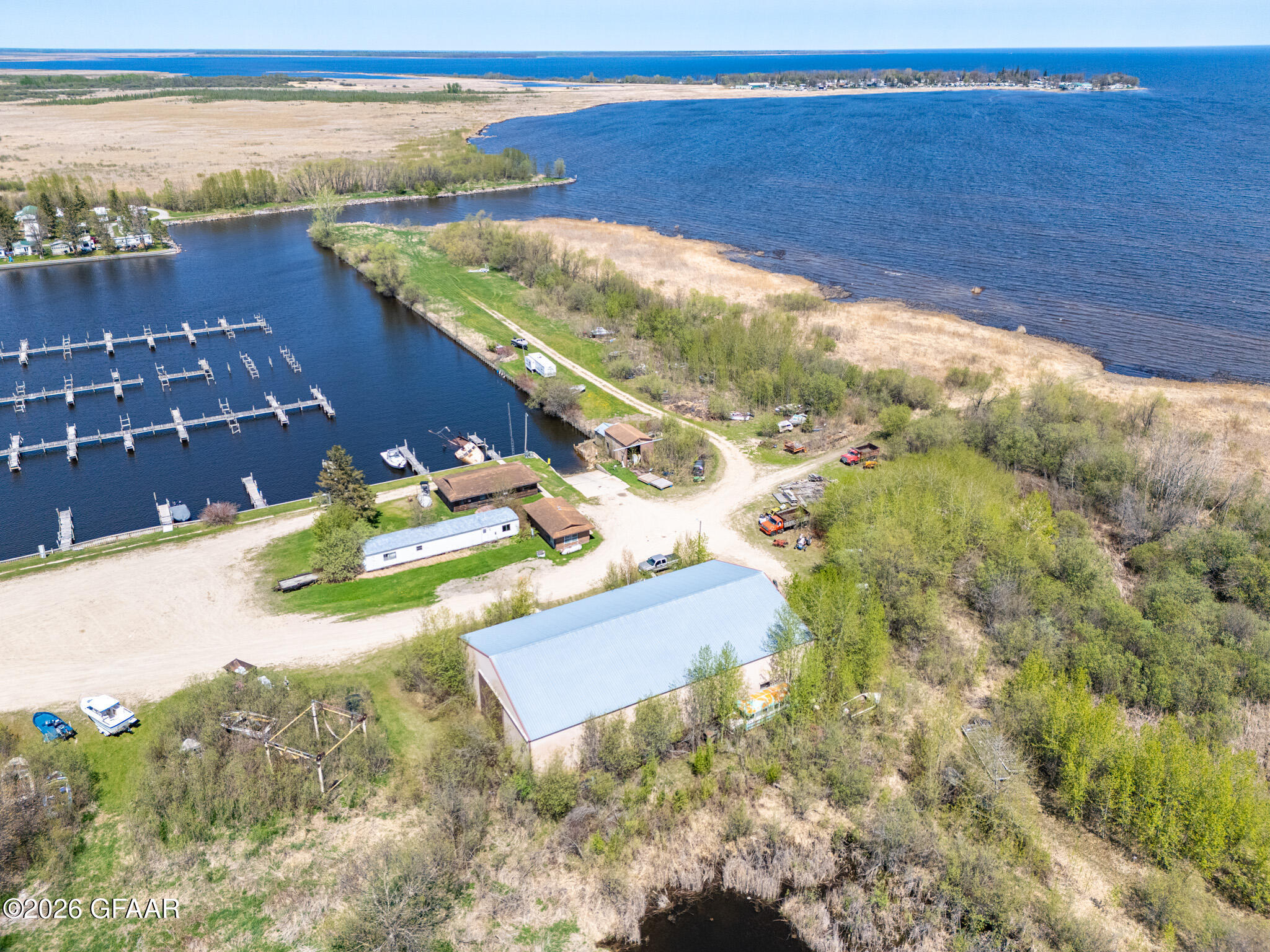 main property photo 9
