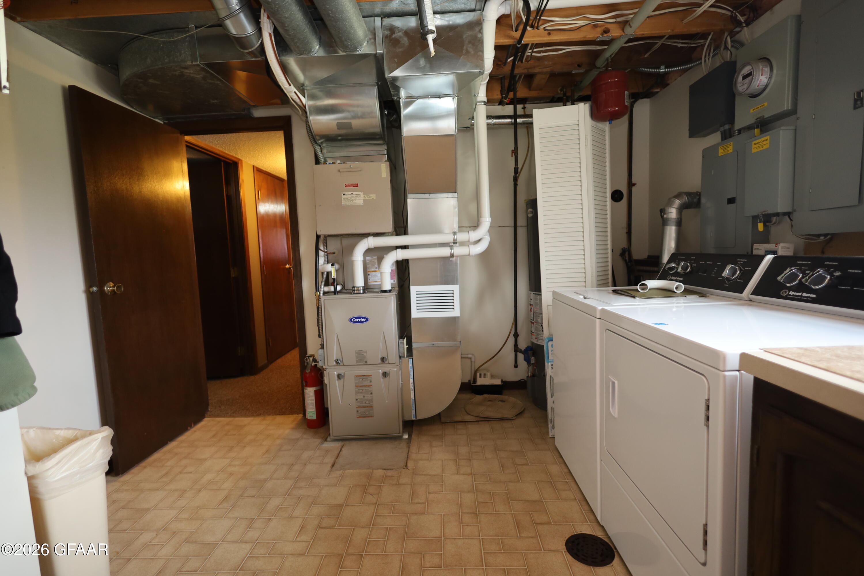 property viewer photo 11