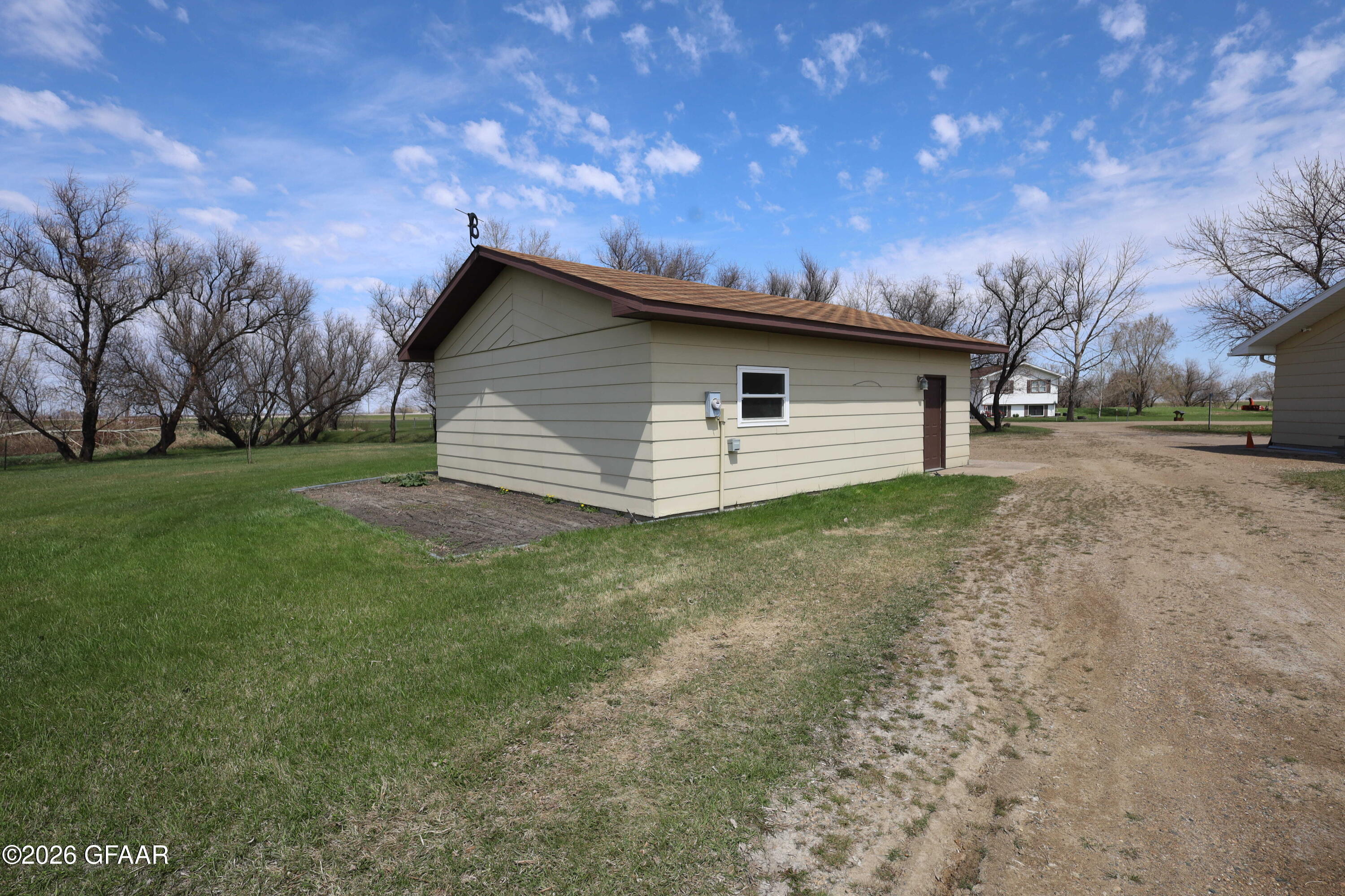 property viewer photo 20