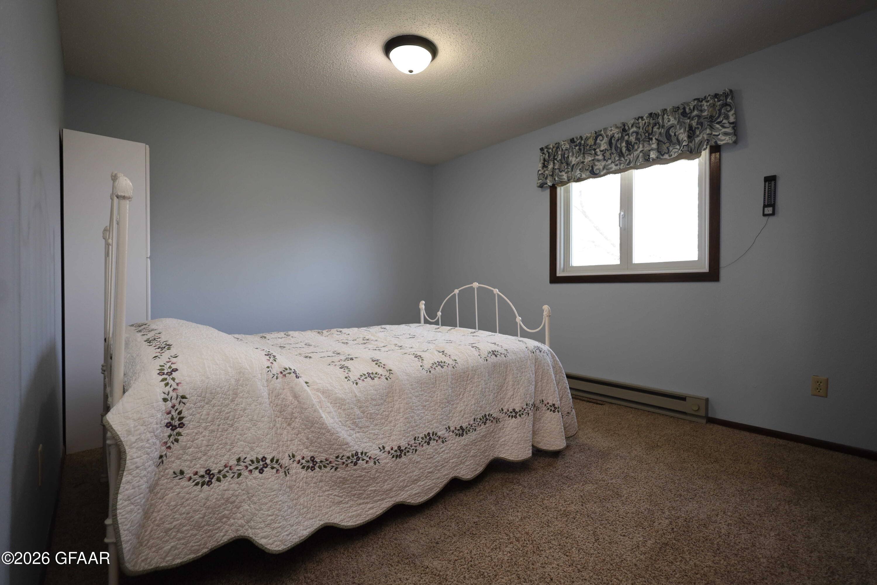 property viewer photo 6