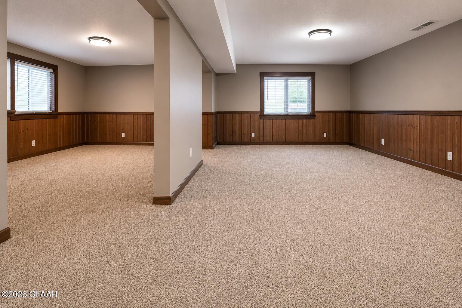 property viewer photo 7