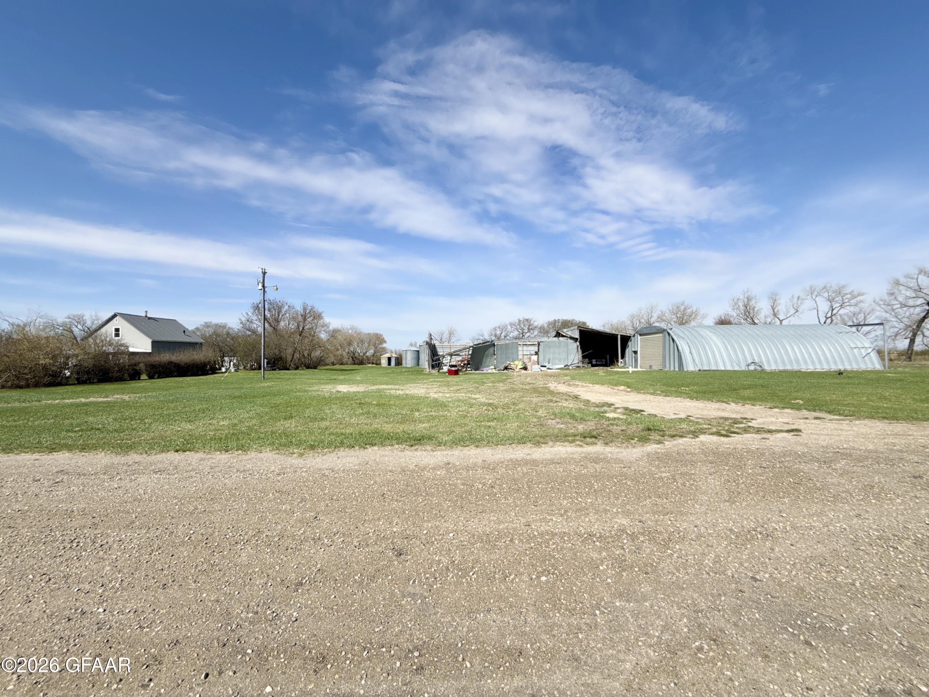 main property photo 24