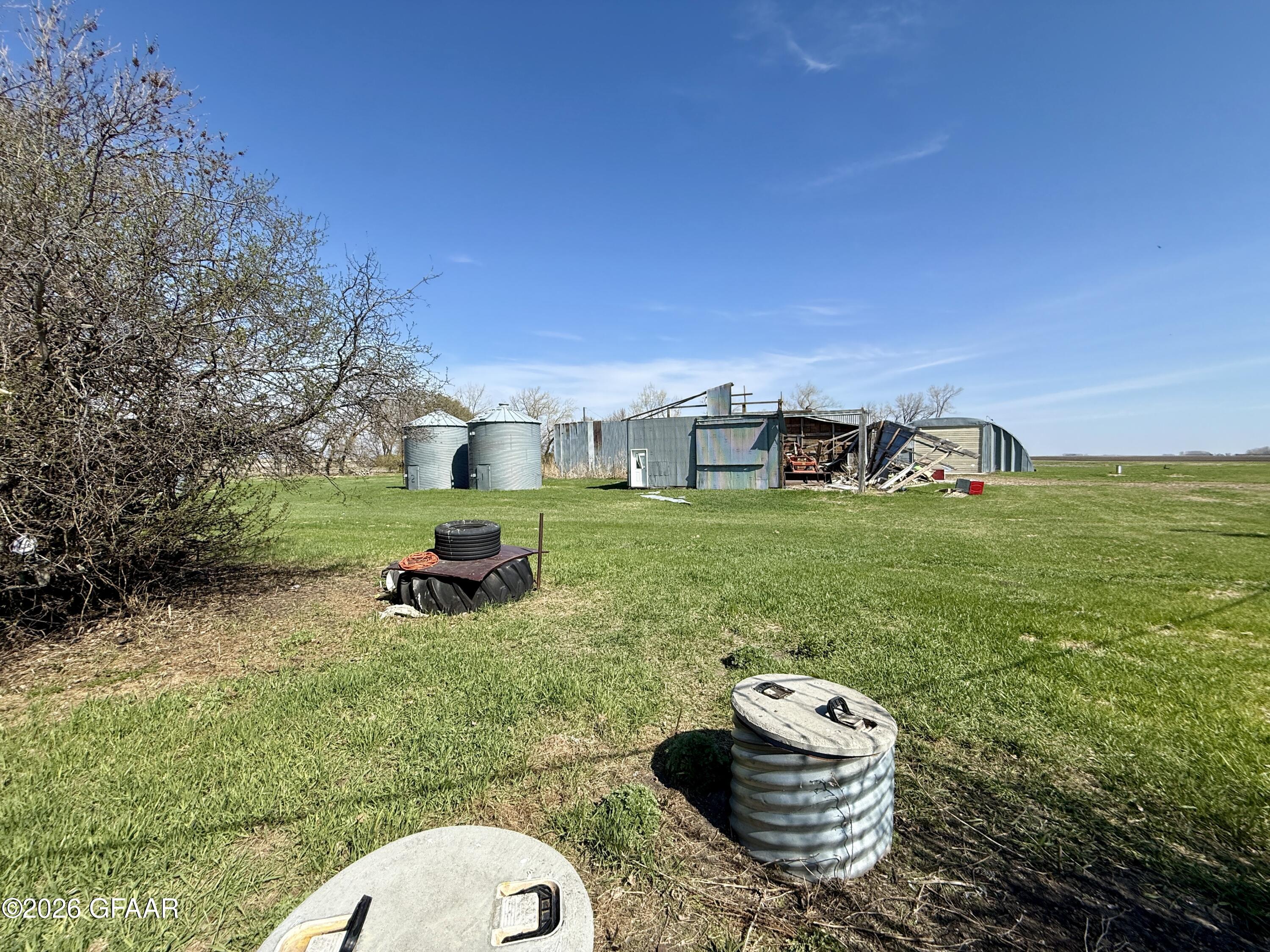 main property photo 5
