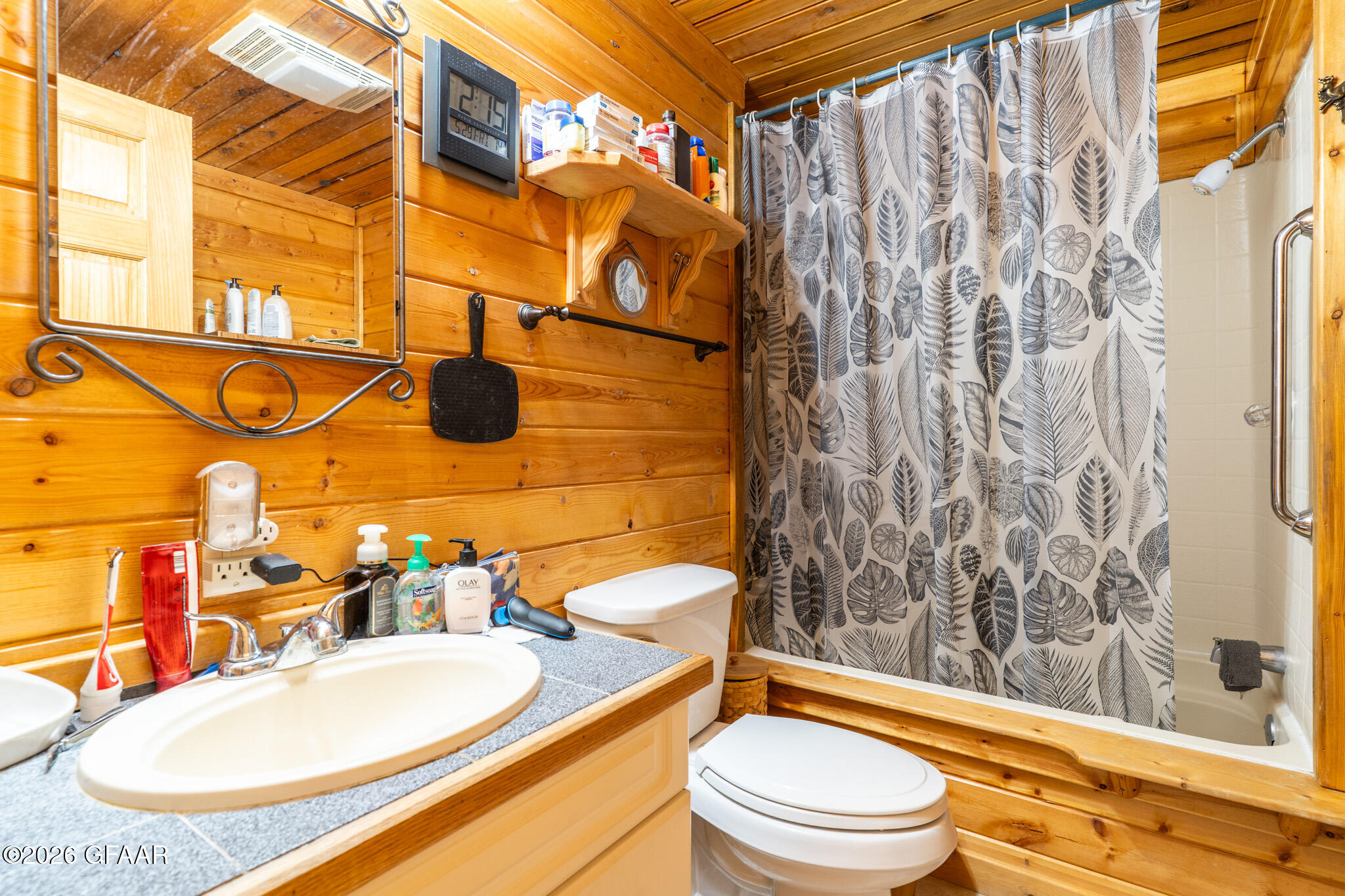main property photo 15