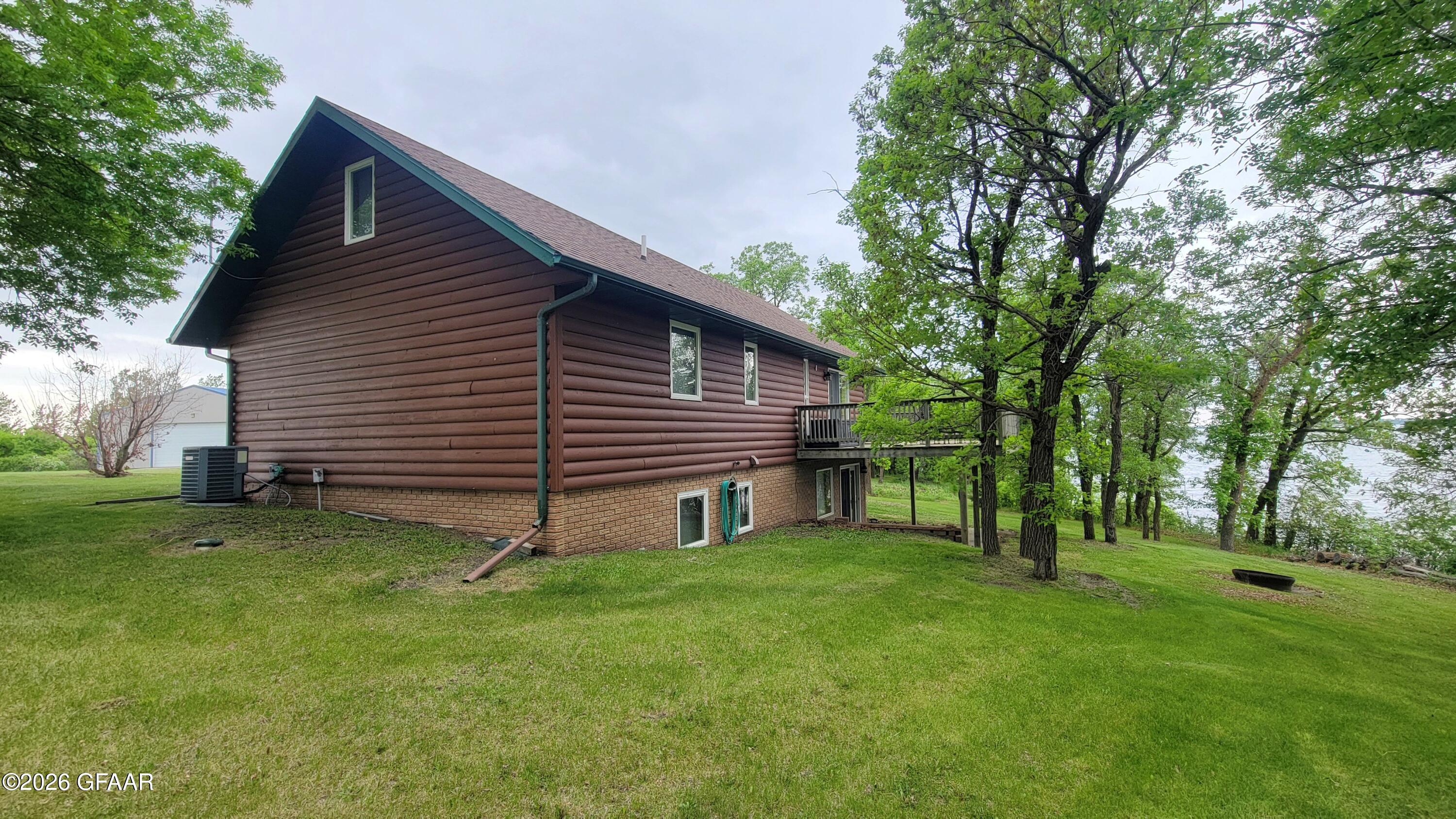 main property photo 10