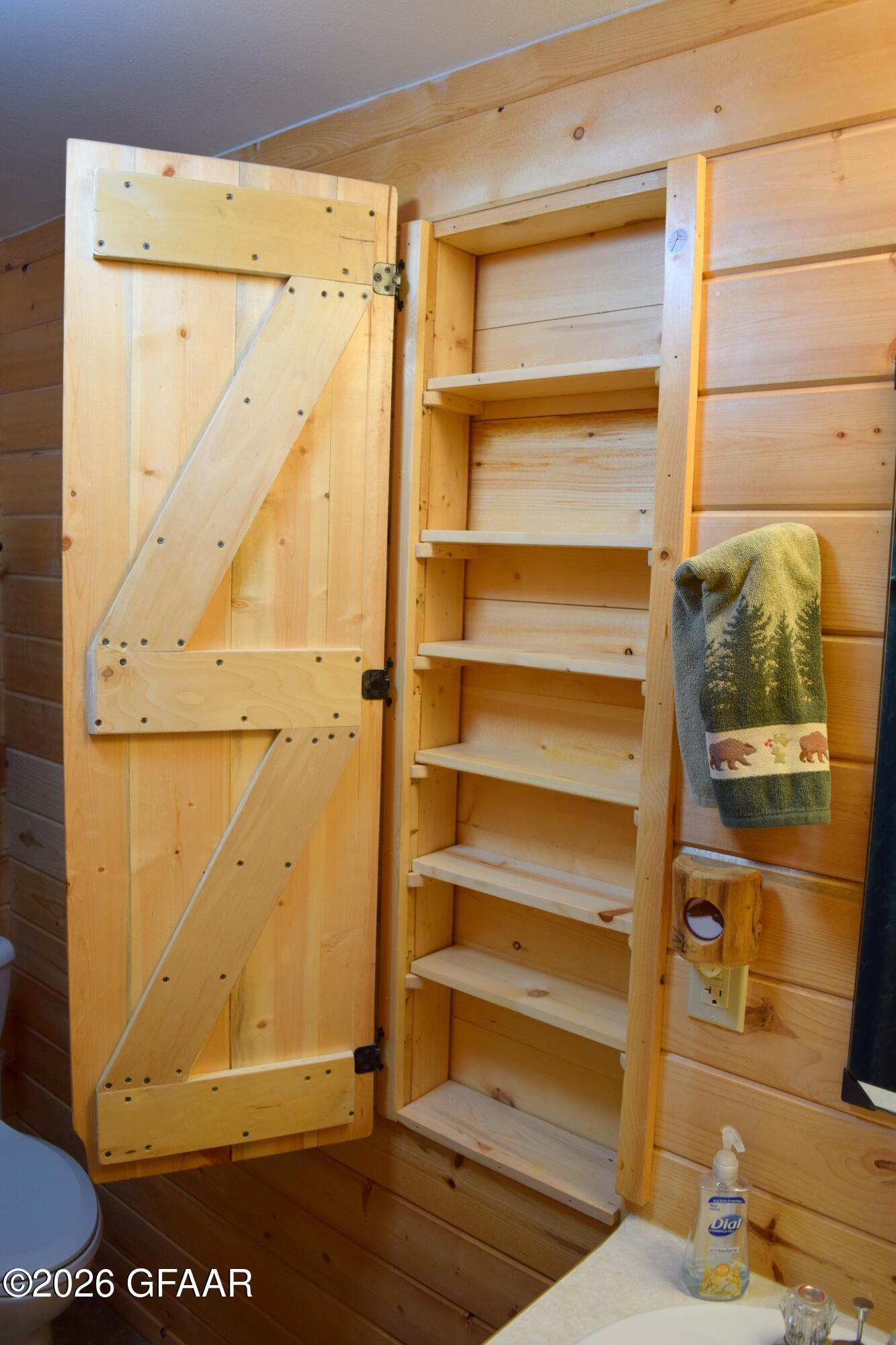 main property photo 31