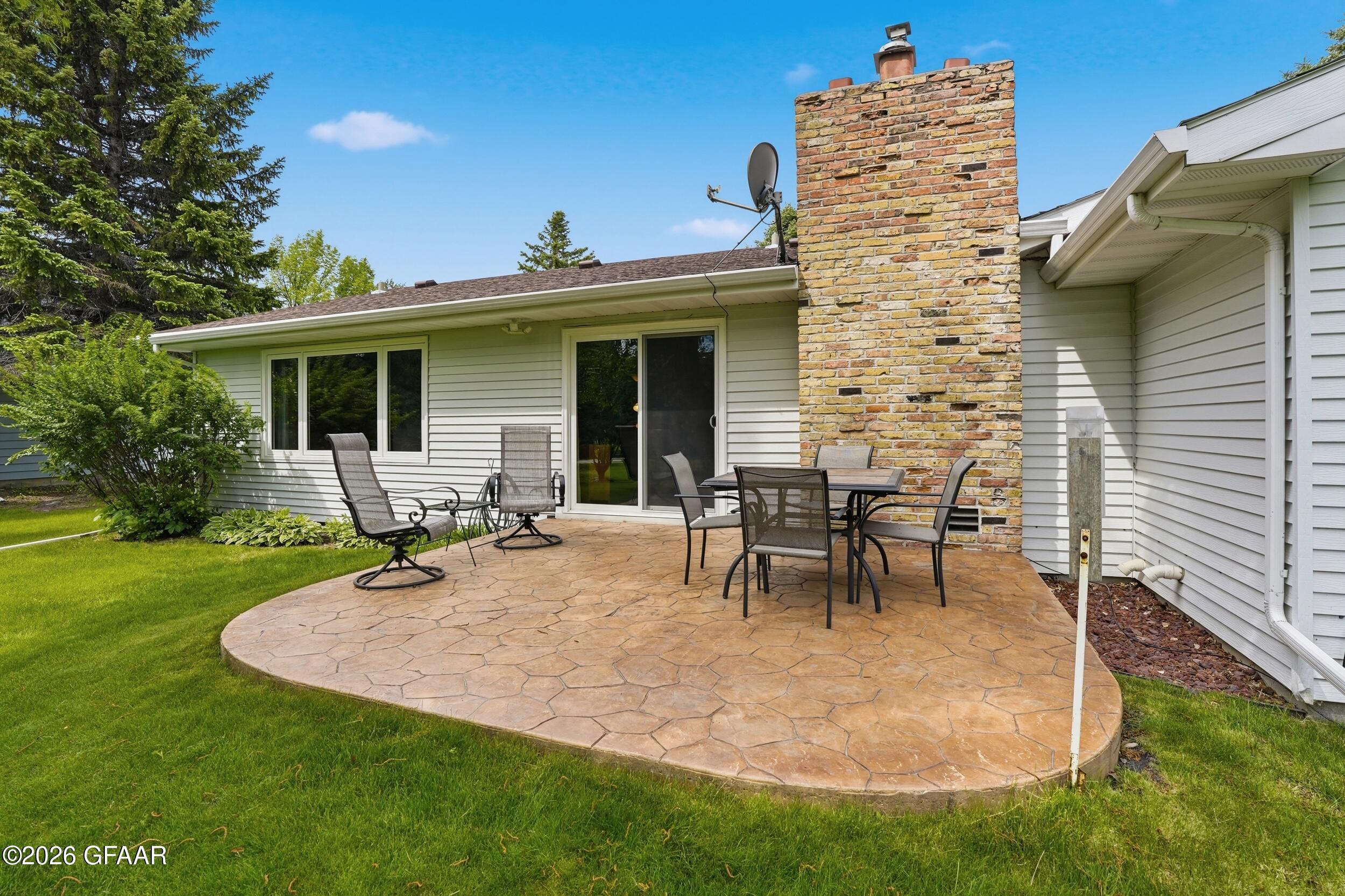 main property photo 34