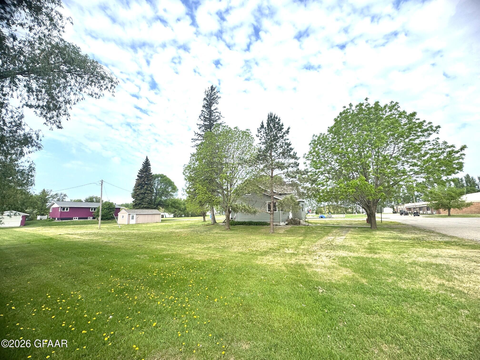 main property photo 33