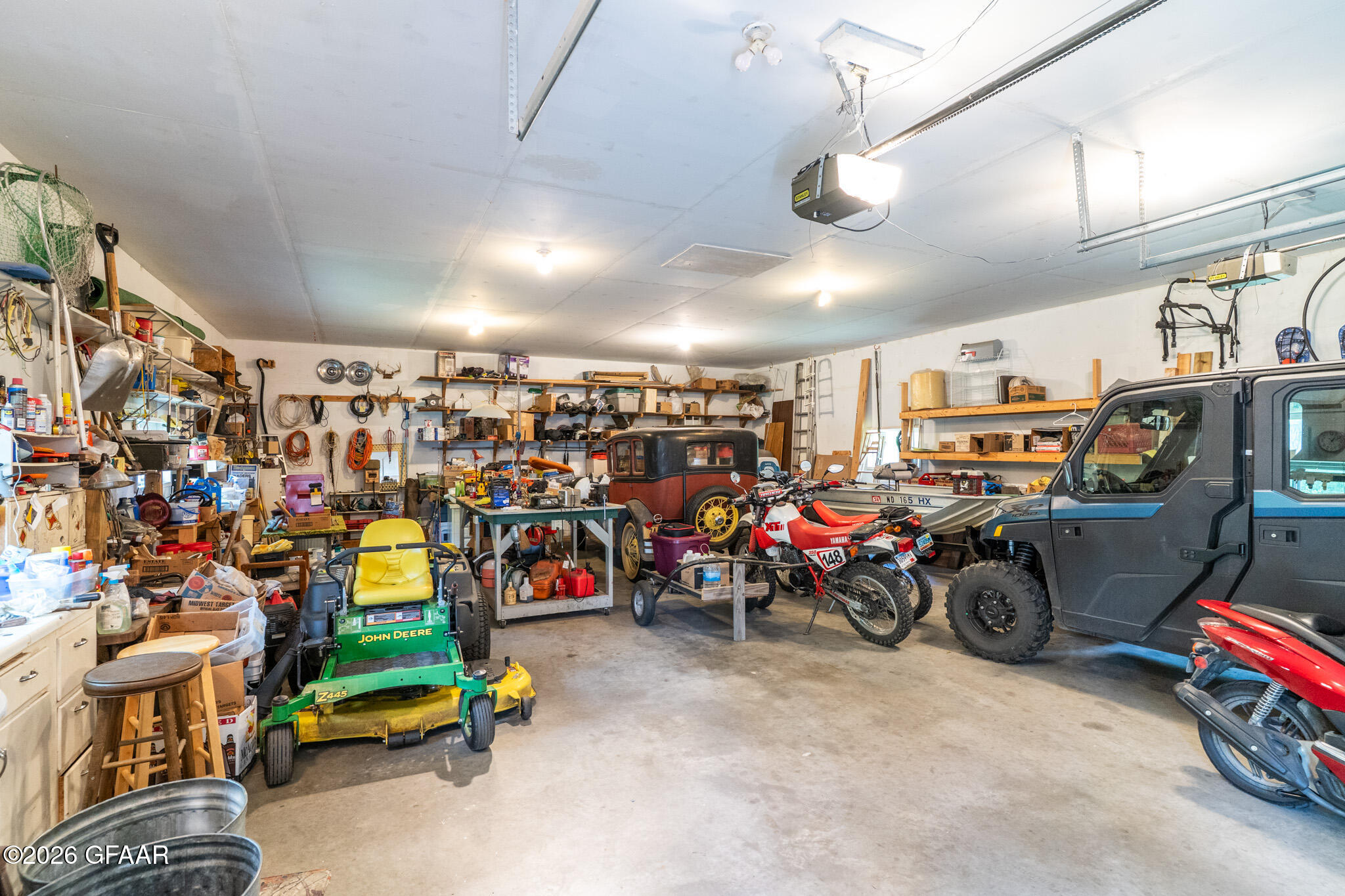 main property photo 20