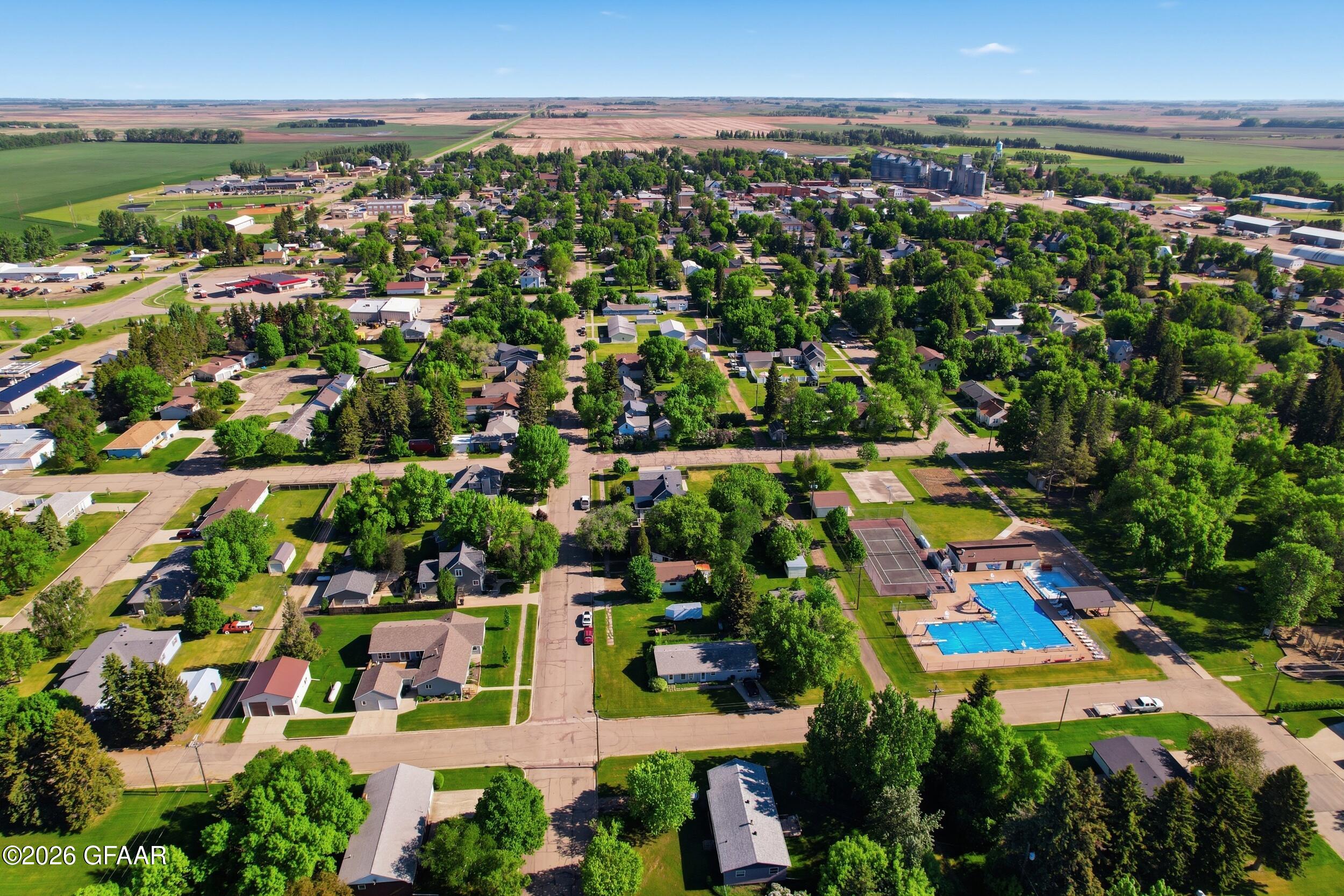 main property photo 22