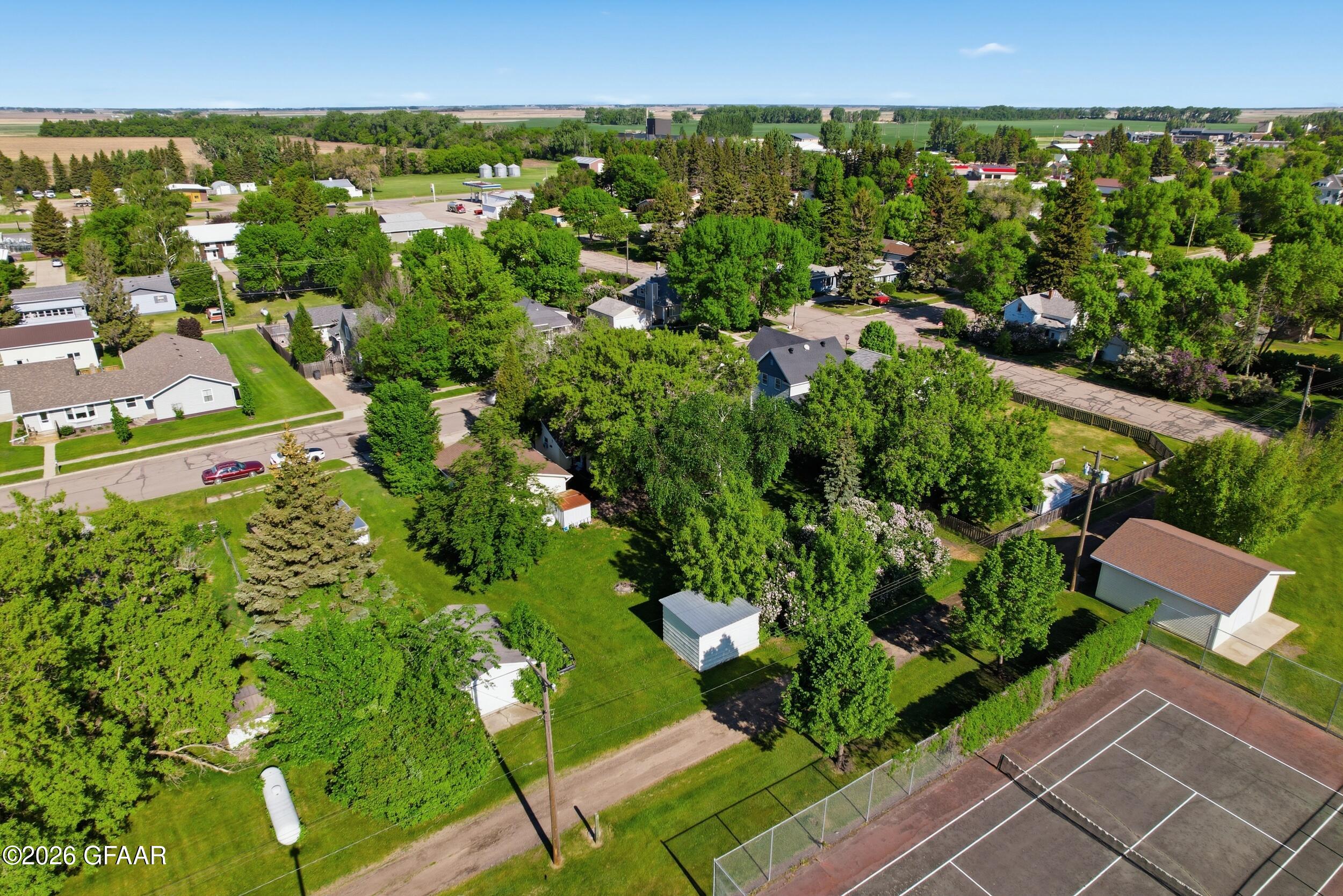 main property photo 24