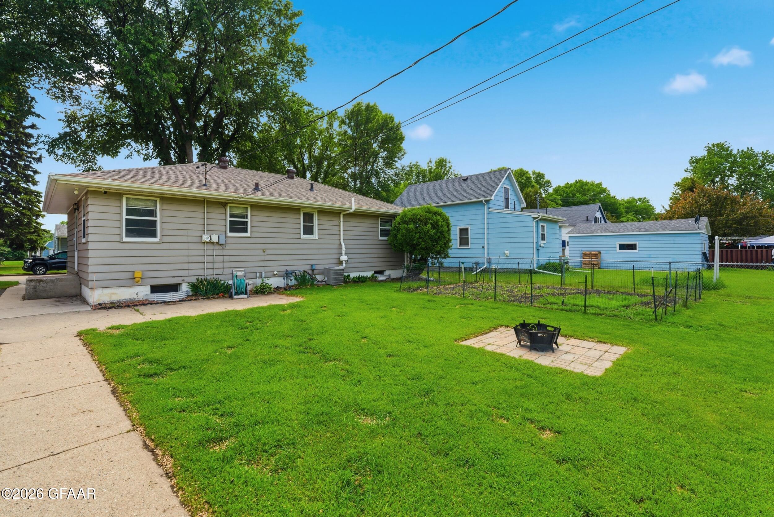 property viewer photo 21