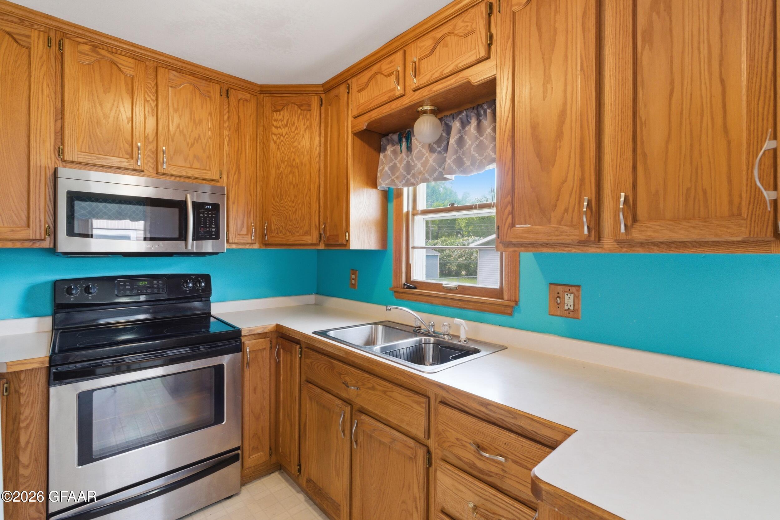 property viewer photo 6