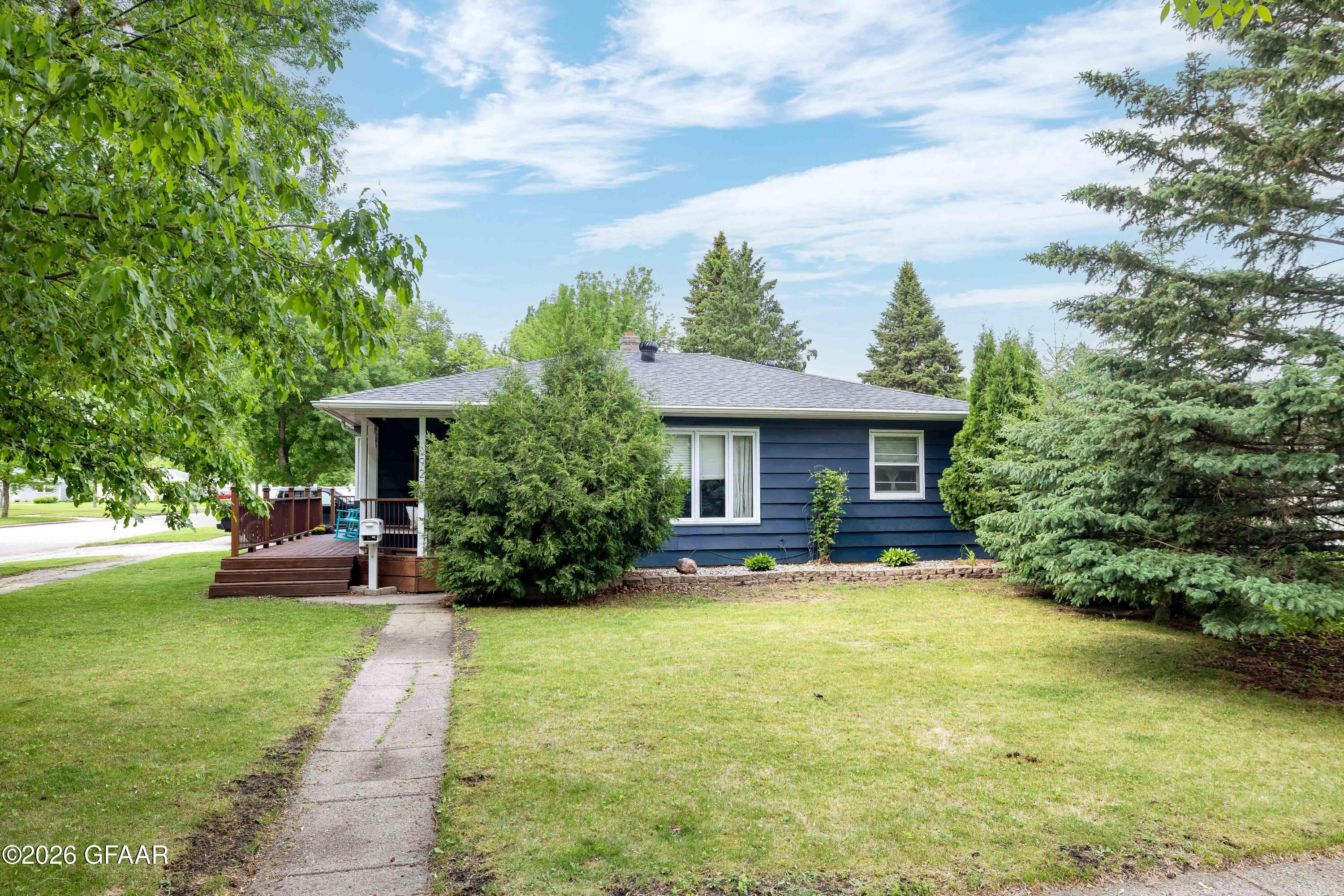 main property photo 2