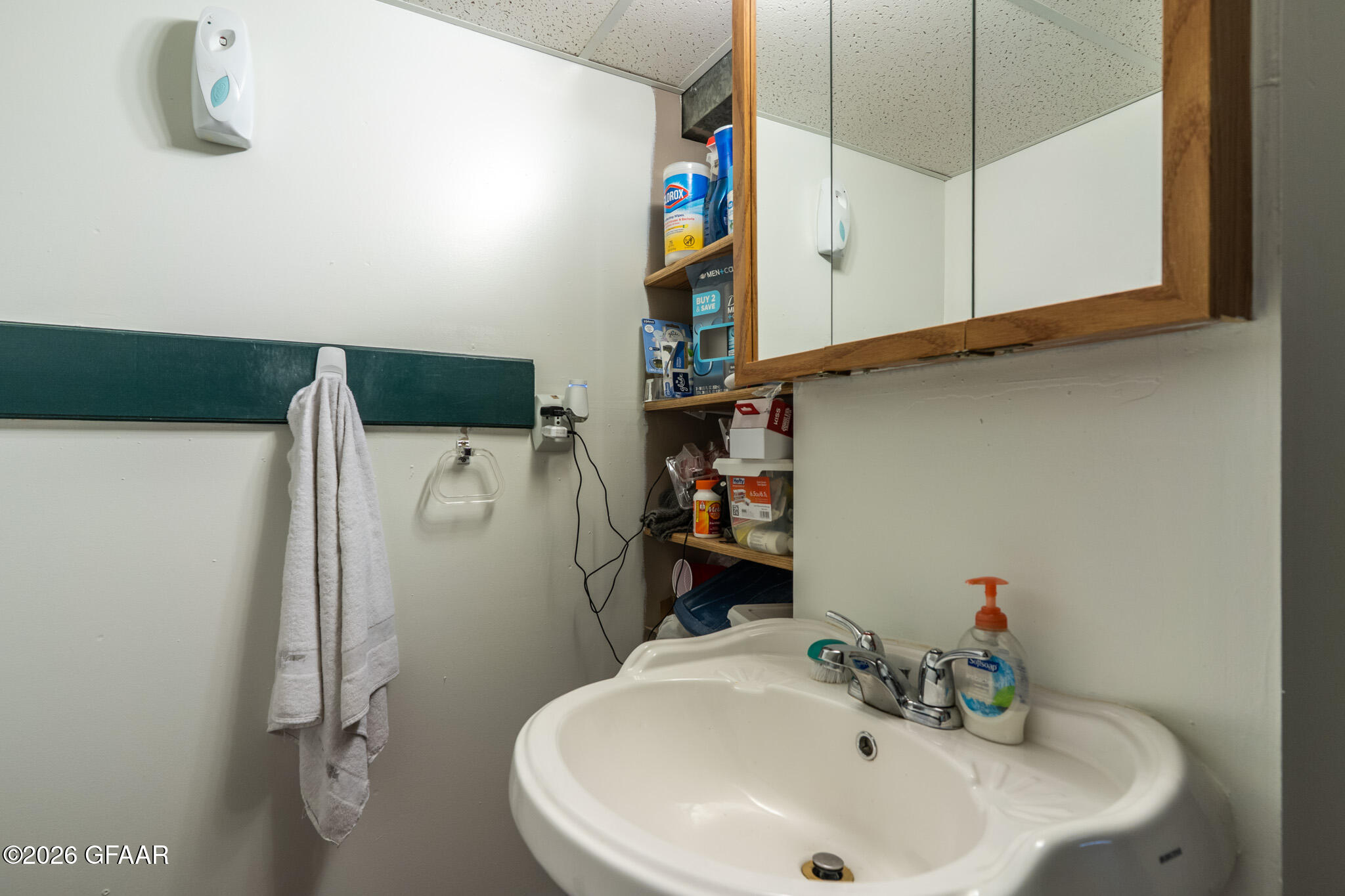 main property photo 17