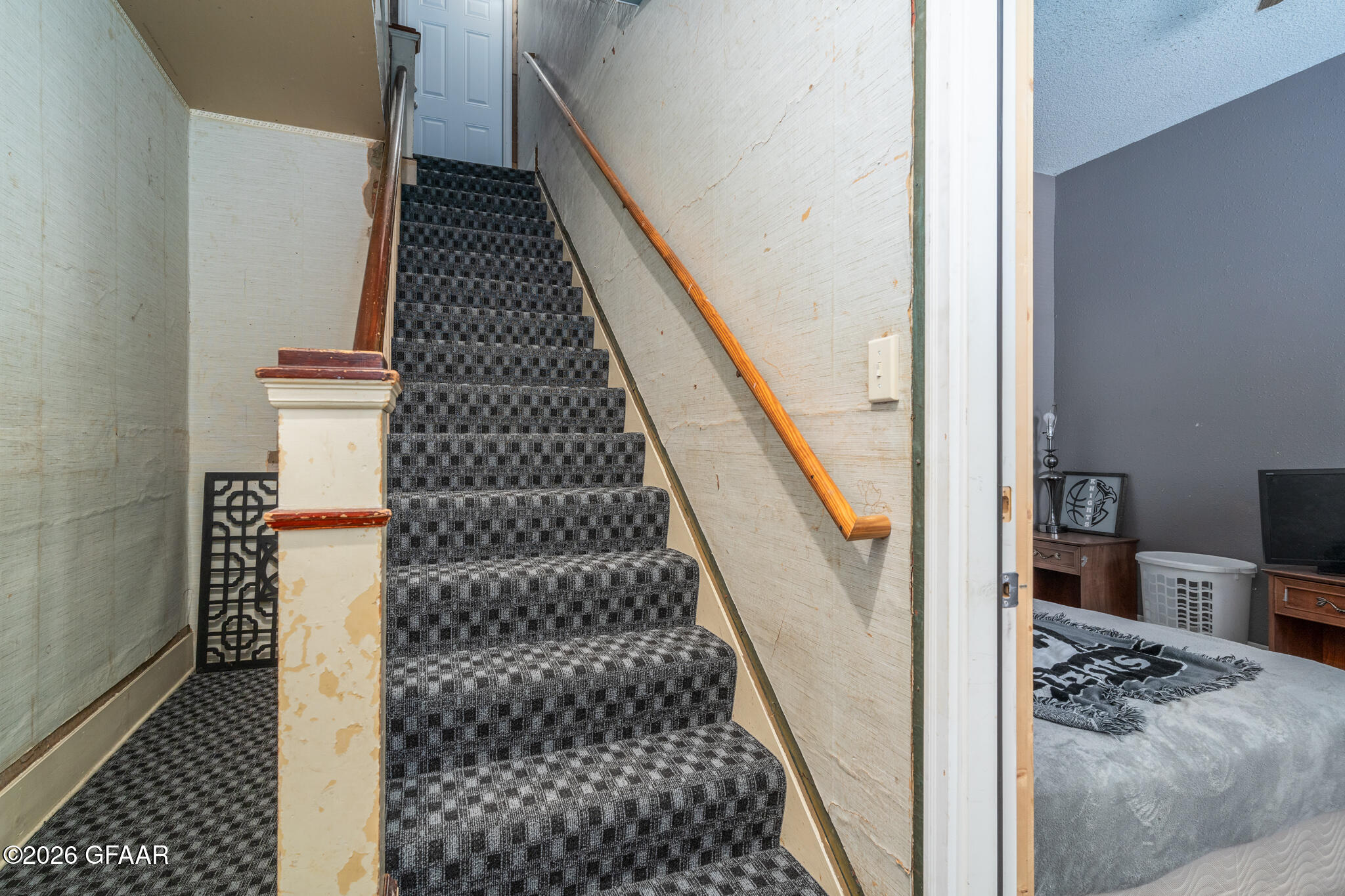 main property photo 26