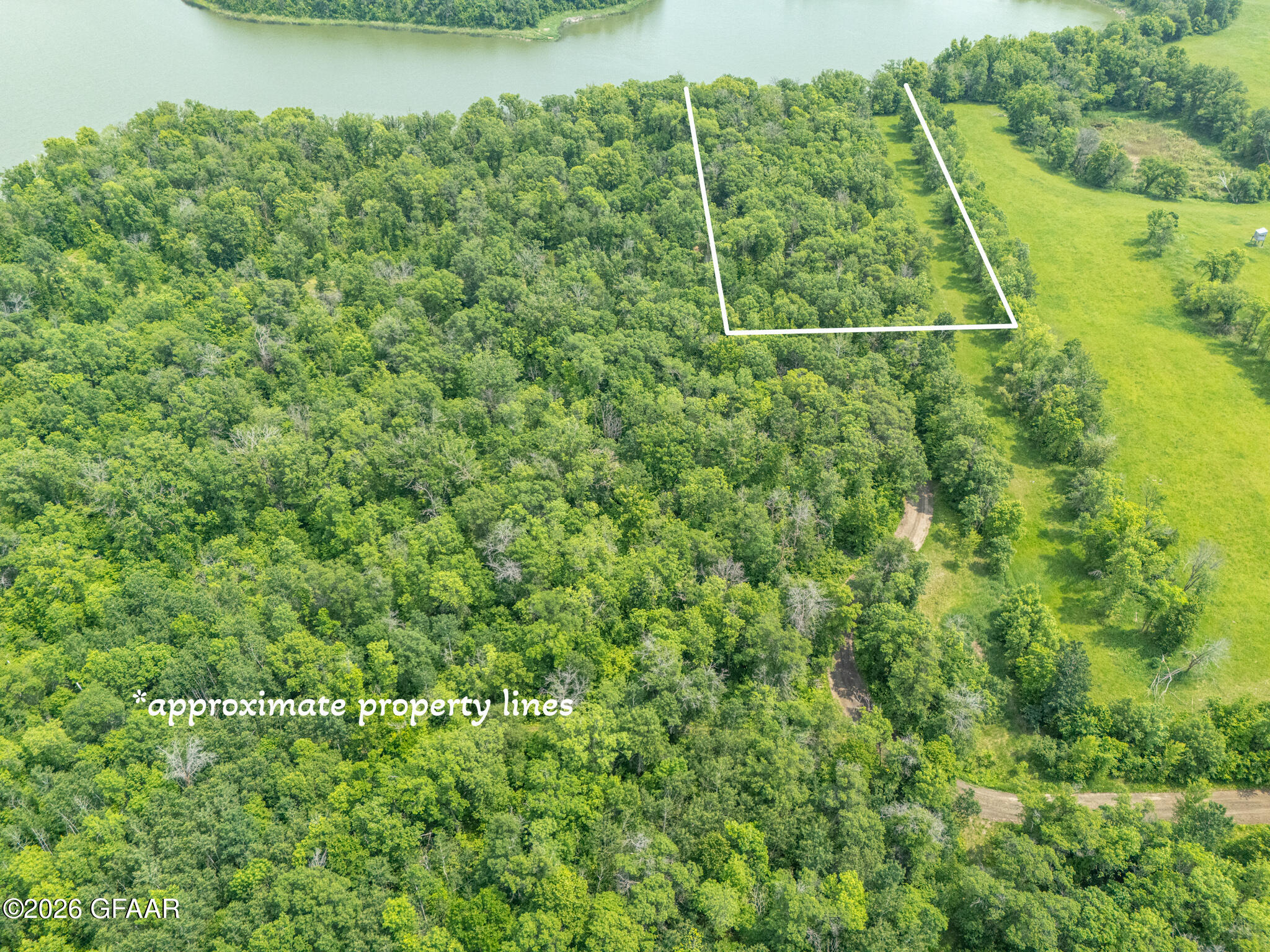 main property photo 40