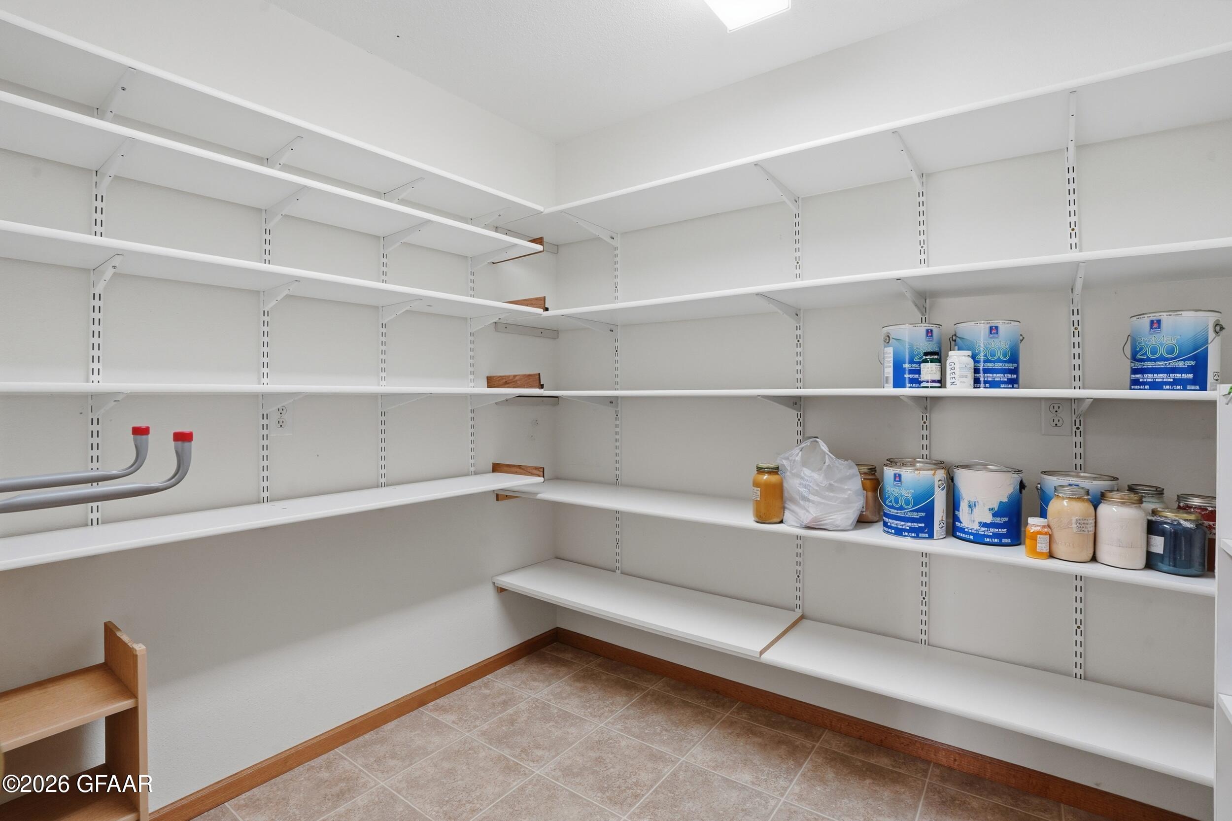 property viewer photo 20