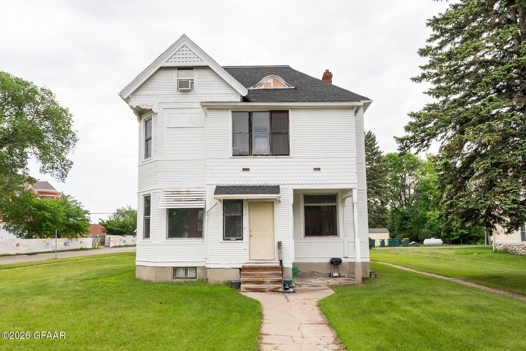 main property photo 0
